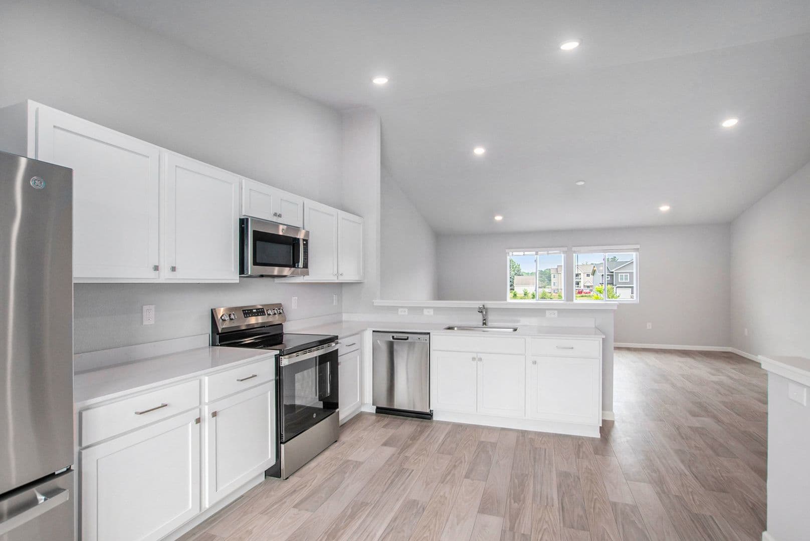 Stevensville House: 5445 E Karen Court