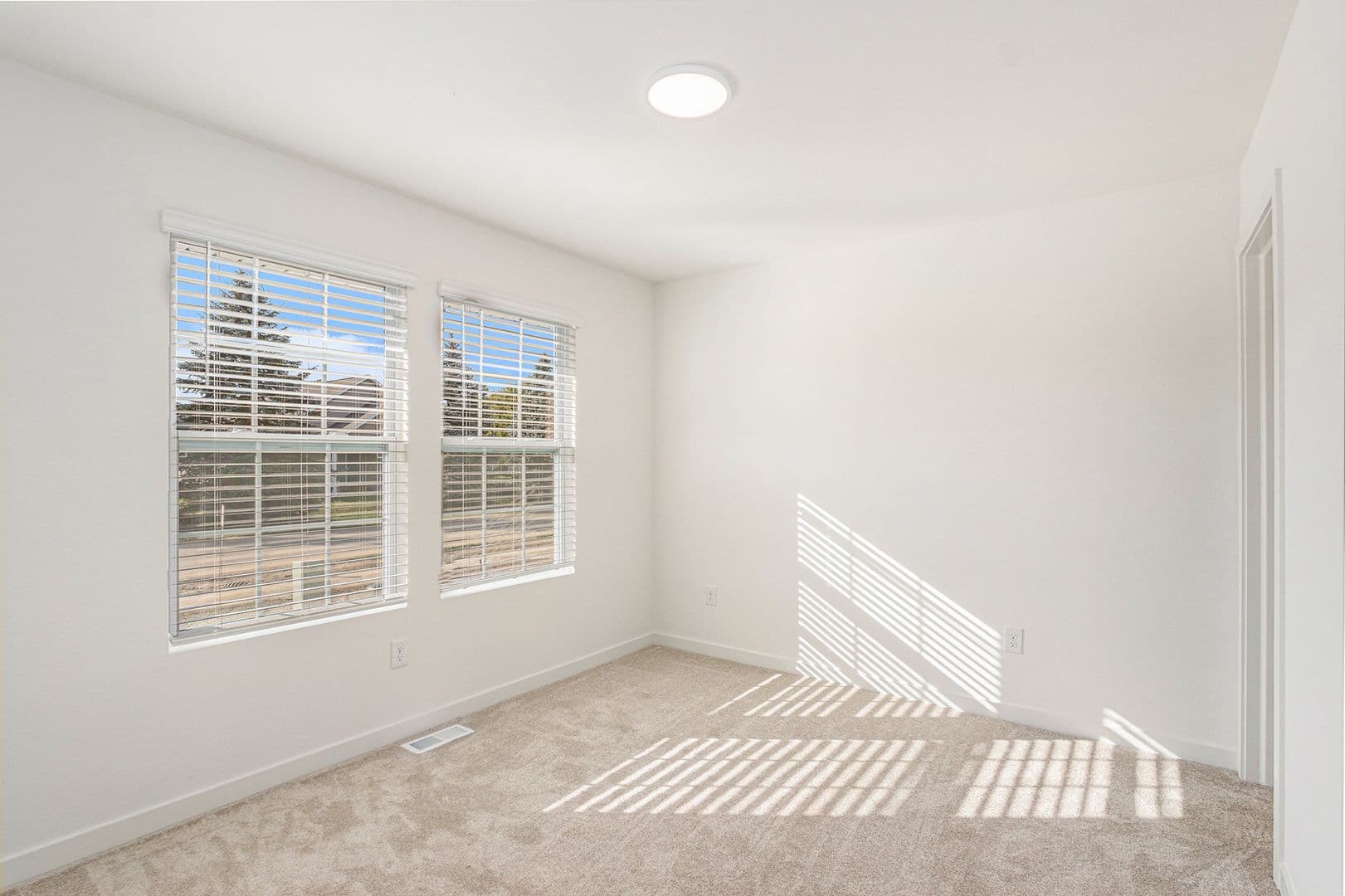 Lansing House: 6122 Aurelius Road