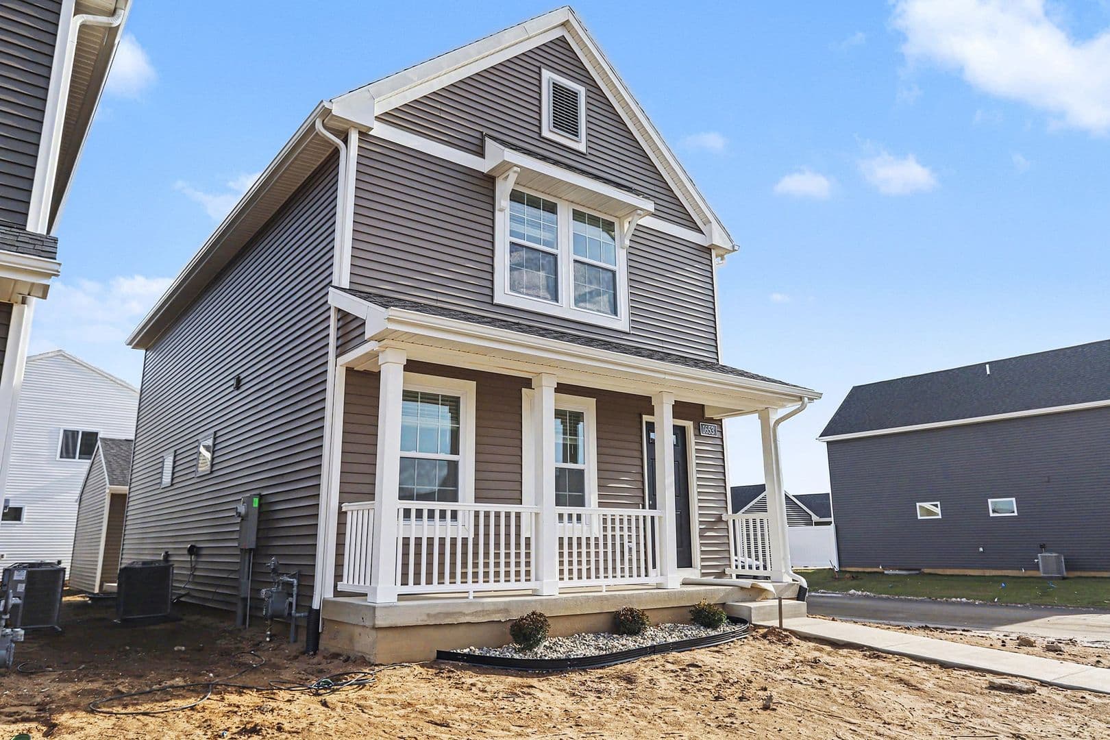 Portage House: 1902 Kingfisher Circle