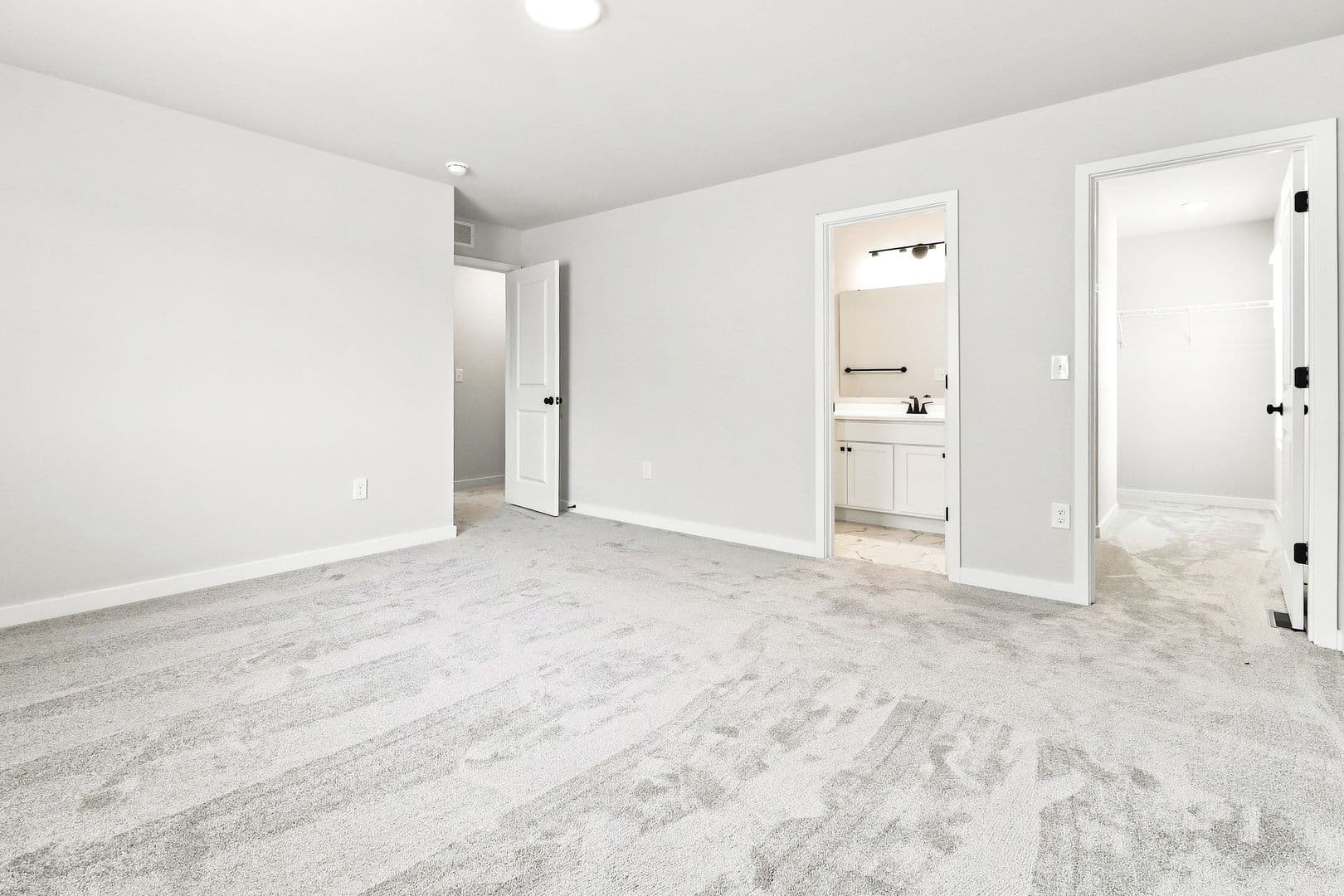 Mattawan House: 59149 Interlaken Street