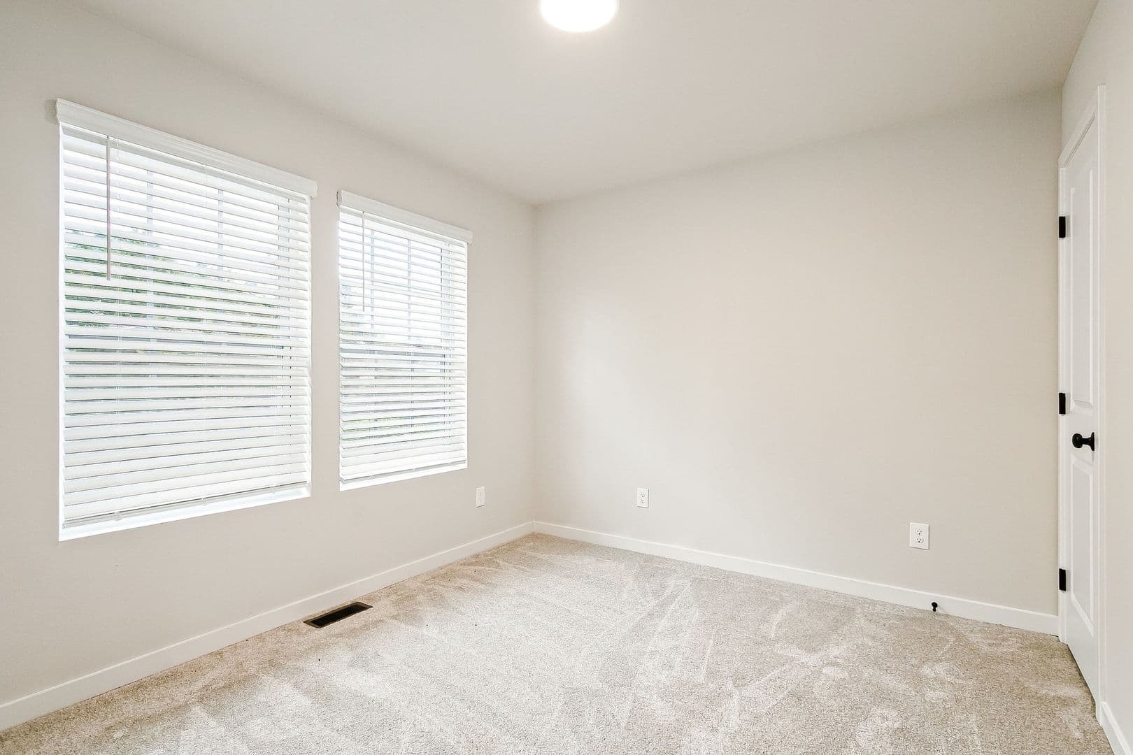 South Bend House: 515 Leland Avenue