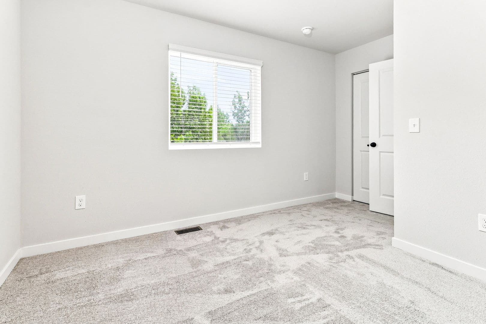 Mattawan House: 59149 Interlaken Street