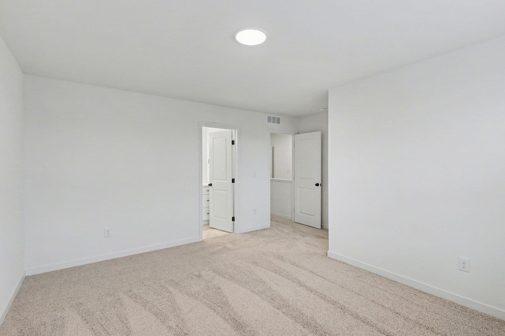 Lansing House: 6118 Aurelius Road
