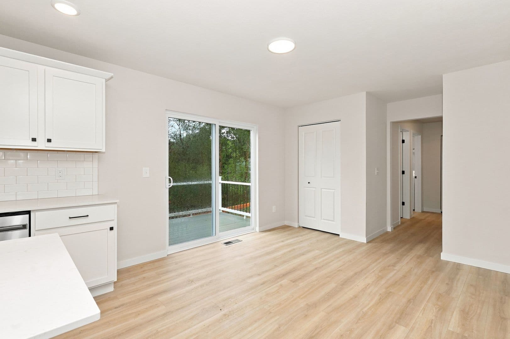 Kalamazoo House: 1097 Vertex Circle