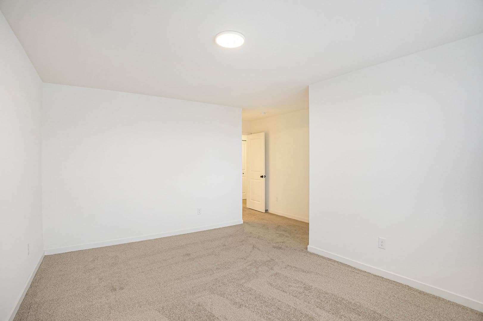 Lansing House: 6120 Tigris Avenue