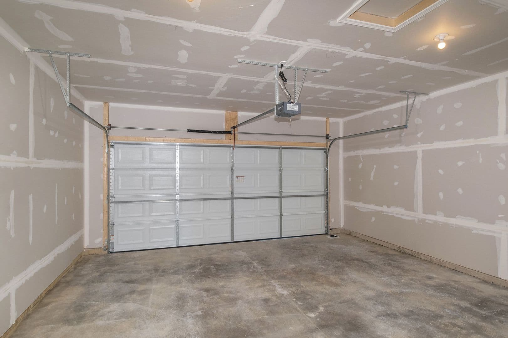 Concord House: 526 Aldrich Street