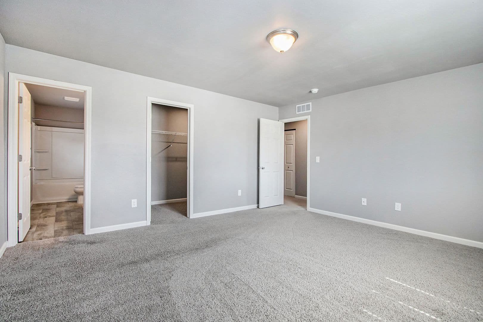 South Bend House: 6841 Jacktown Drive