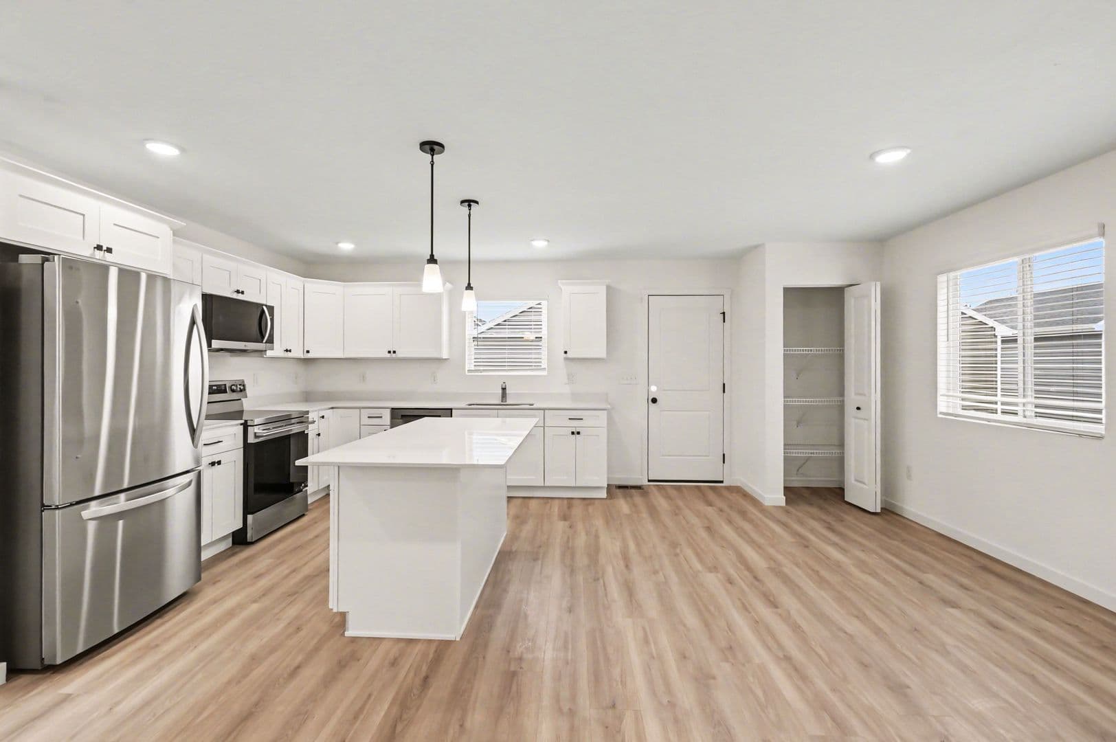 Lansing House: 6127 Tigris Avenue