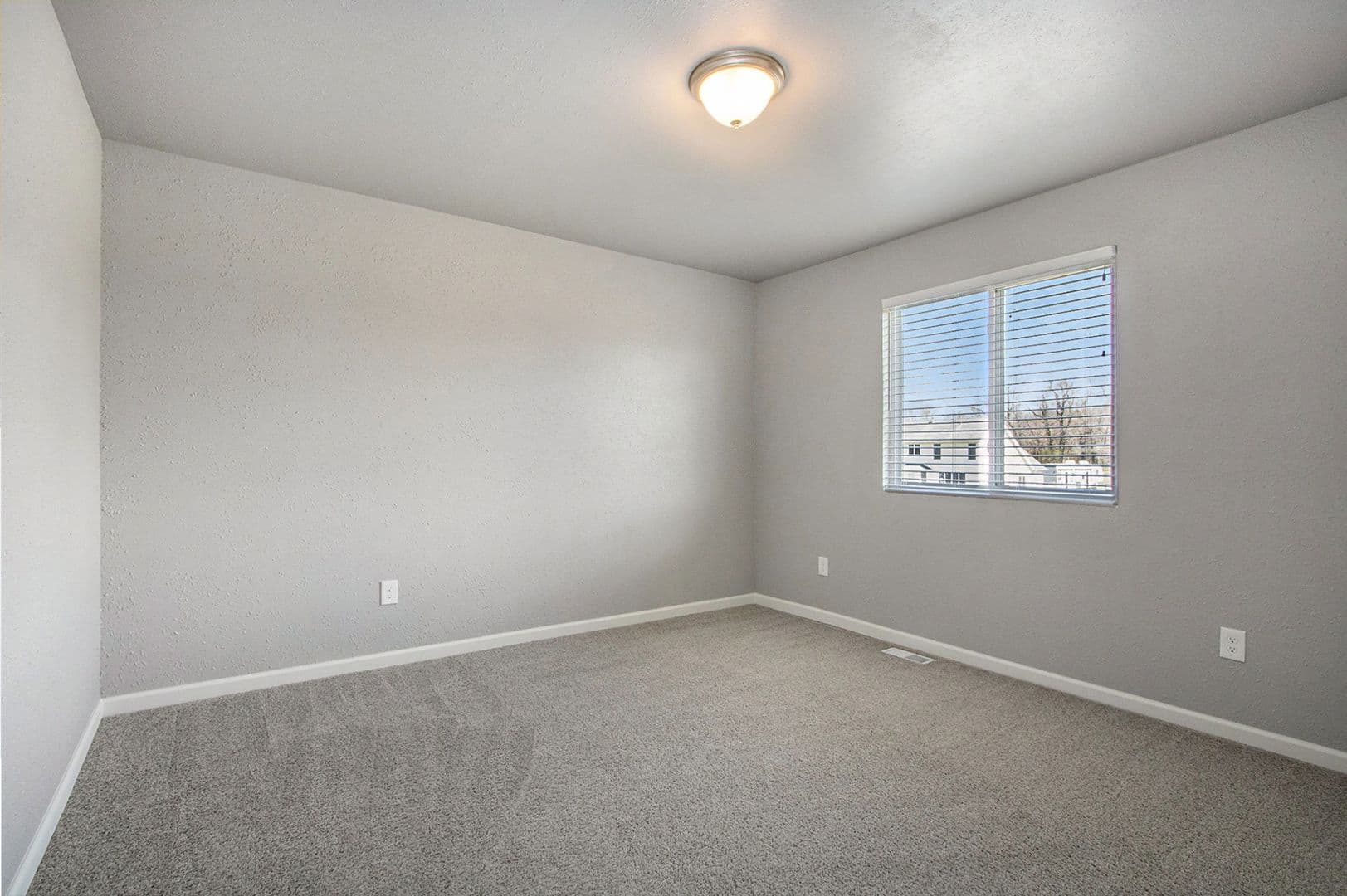 South Bend House: 6841 Jacktown Drive