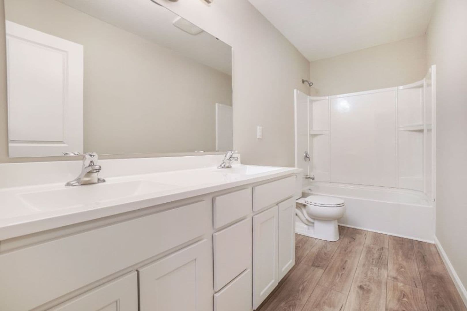 Bristol House: 54142 Angeline Drive