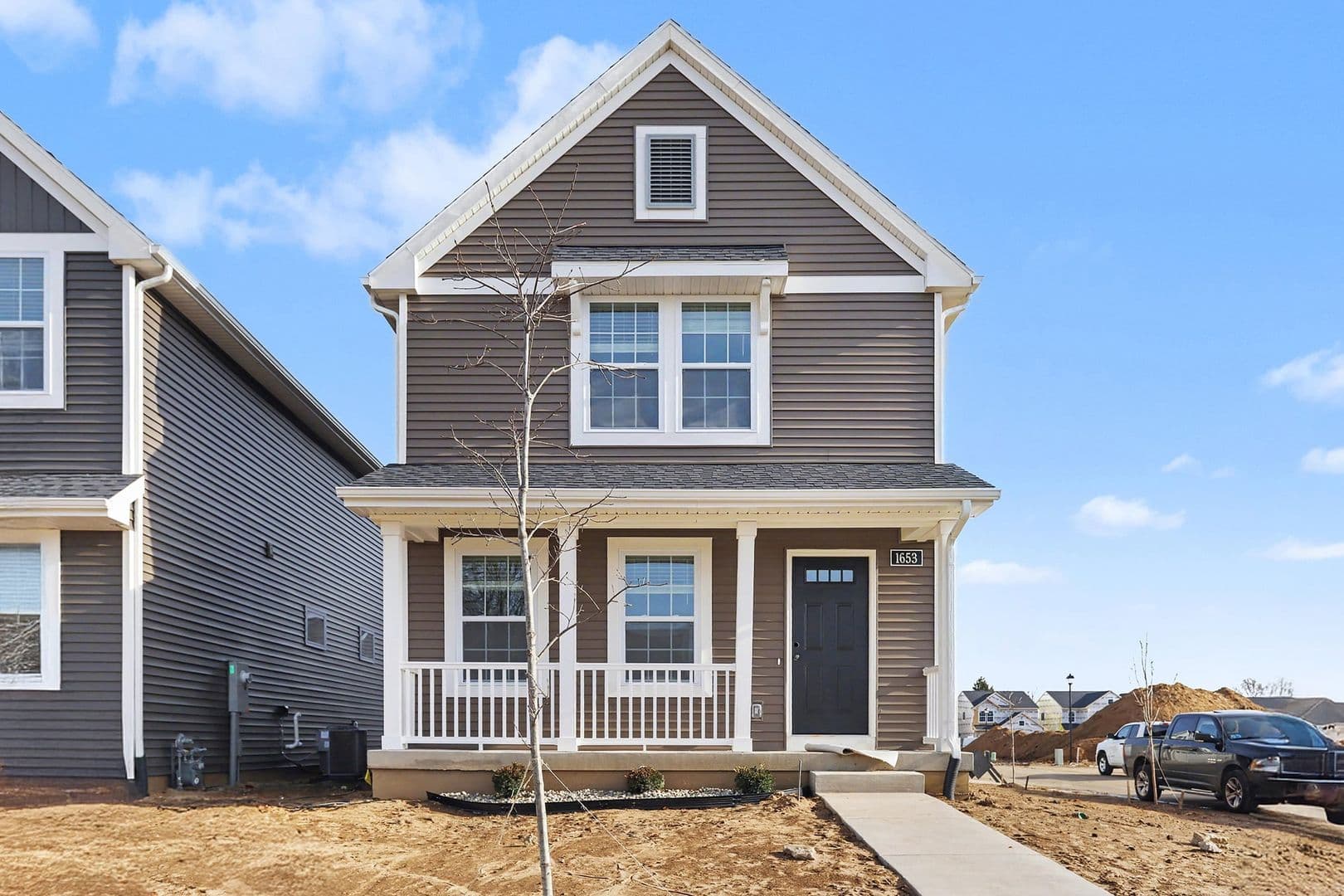 Portage House: 1902 Kingfisher Circle
