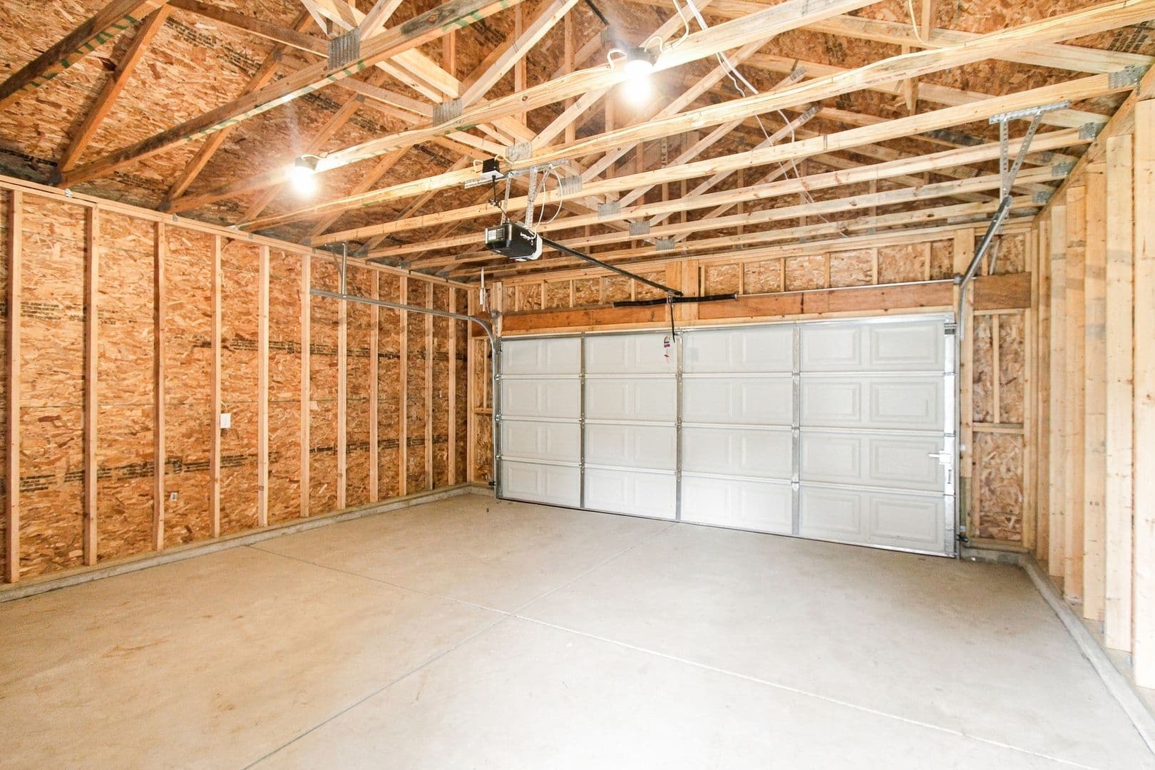 South Bend House: 517 Leland Avenue