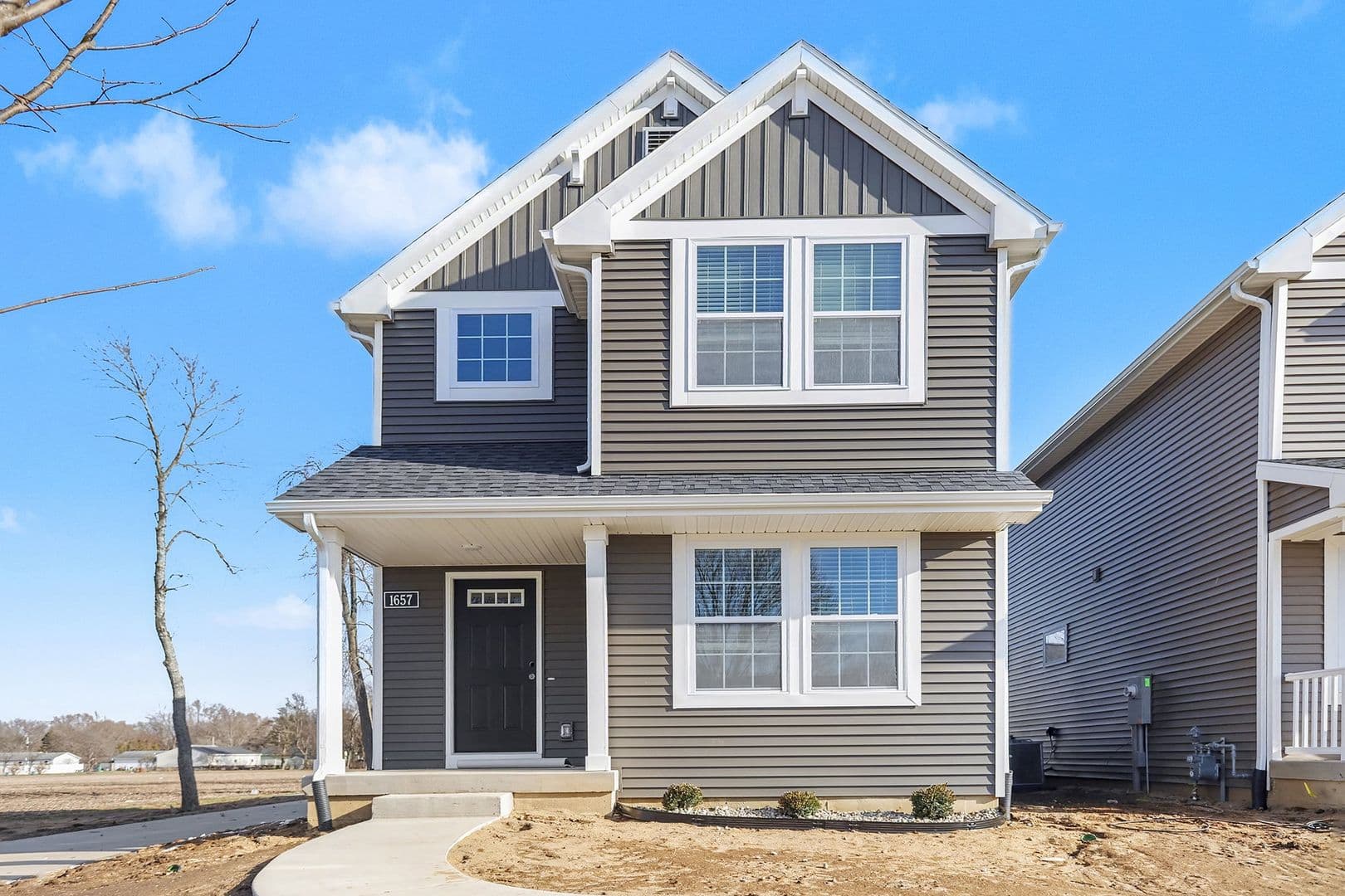 Portage House: 1896 Kingfisher Circle