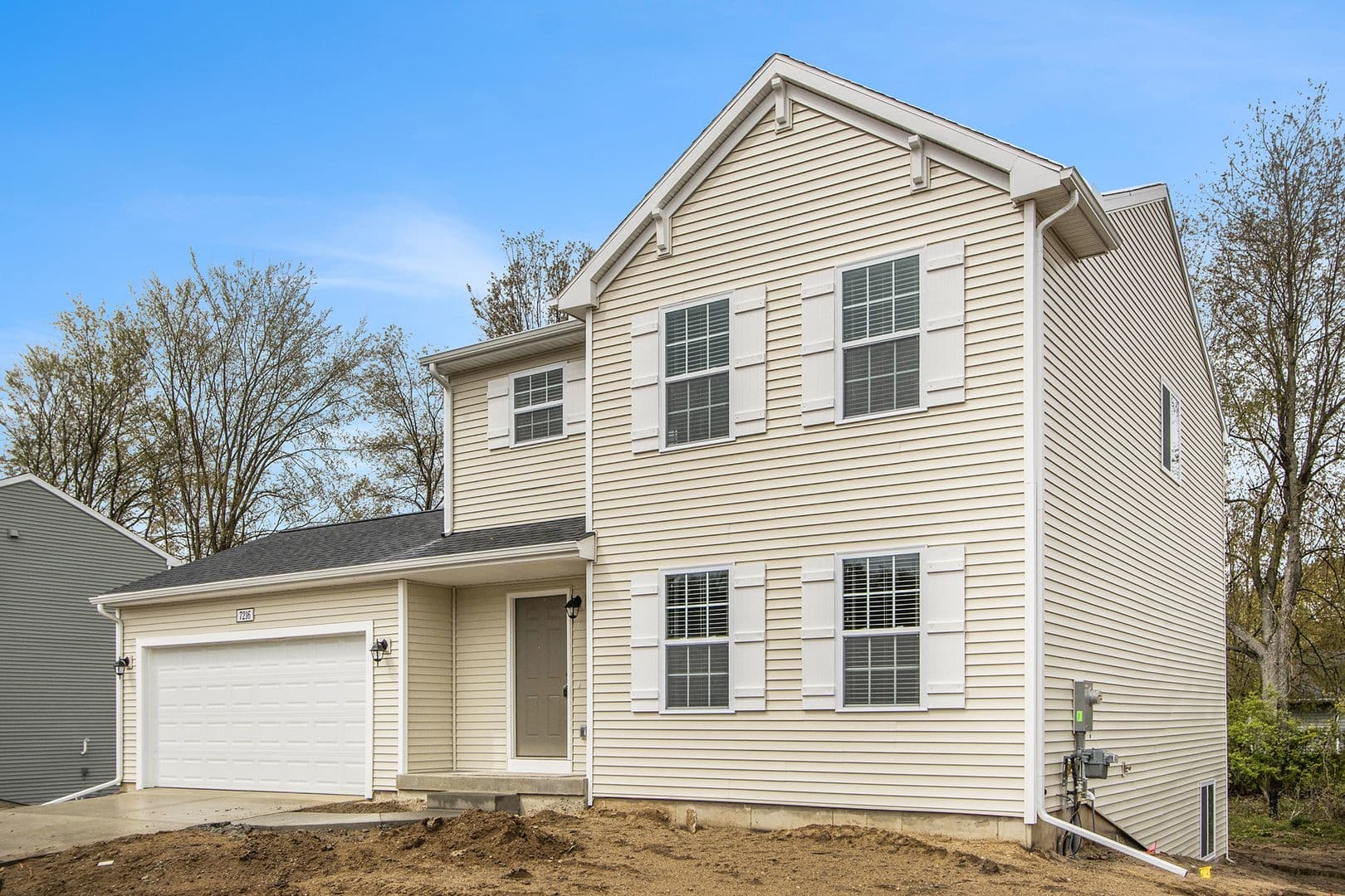 DeWitt House: 1108 River Oaks Drive