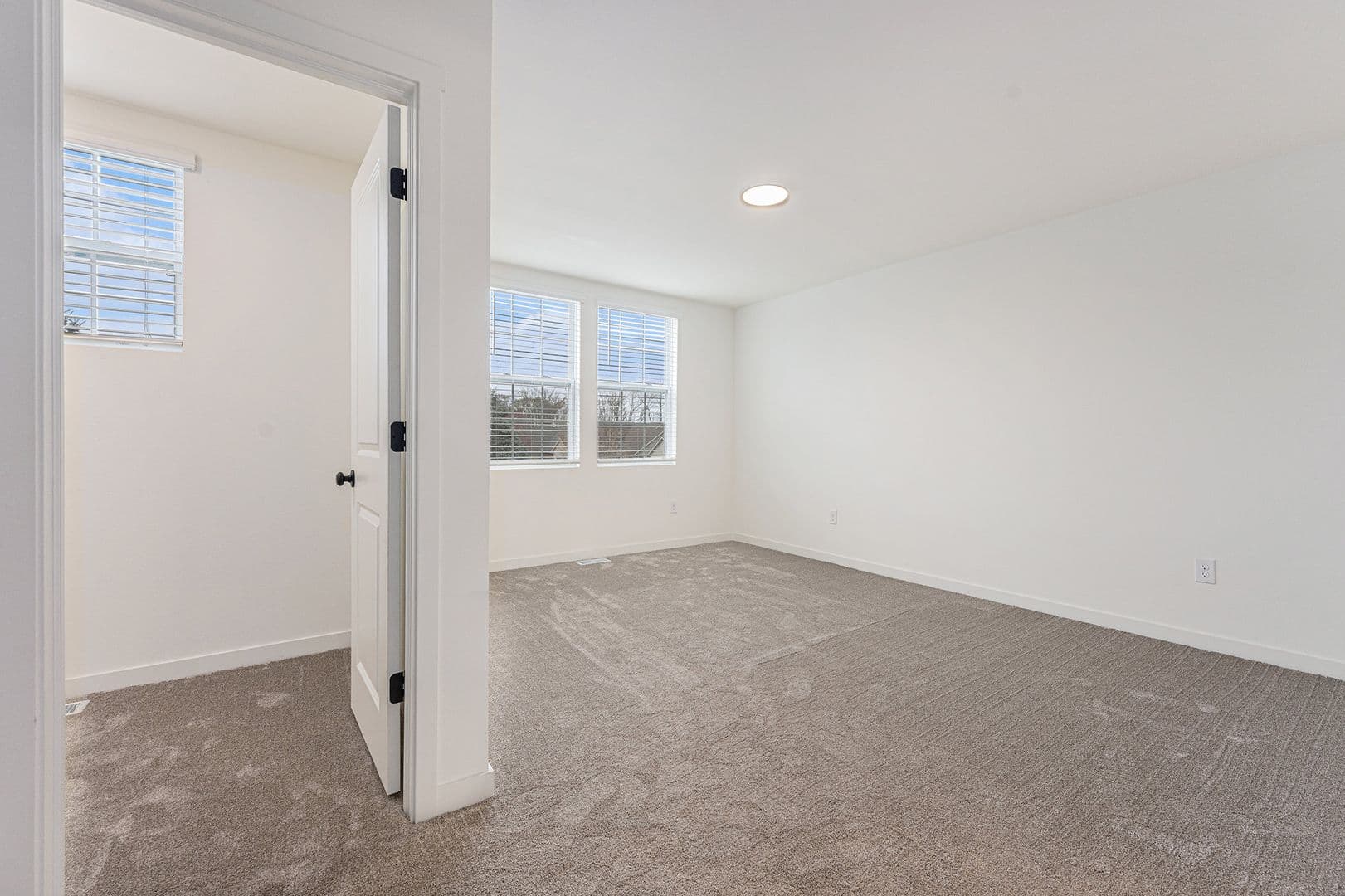 South Bend House: 517 Leland Avenue