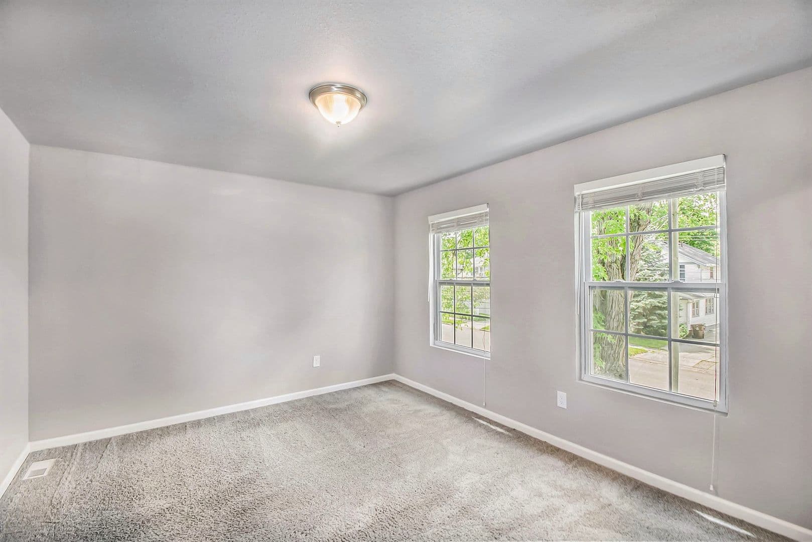 Lansing House: 218 Westmoreland Avenue
