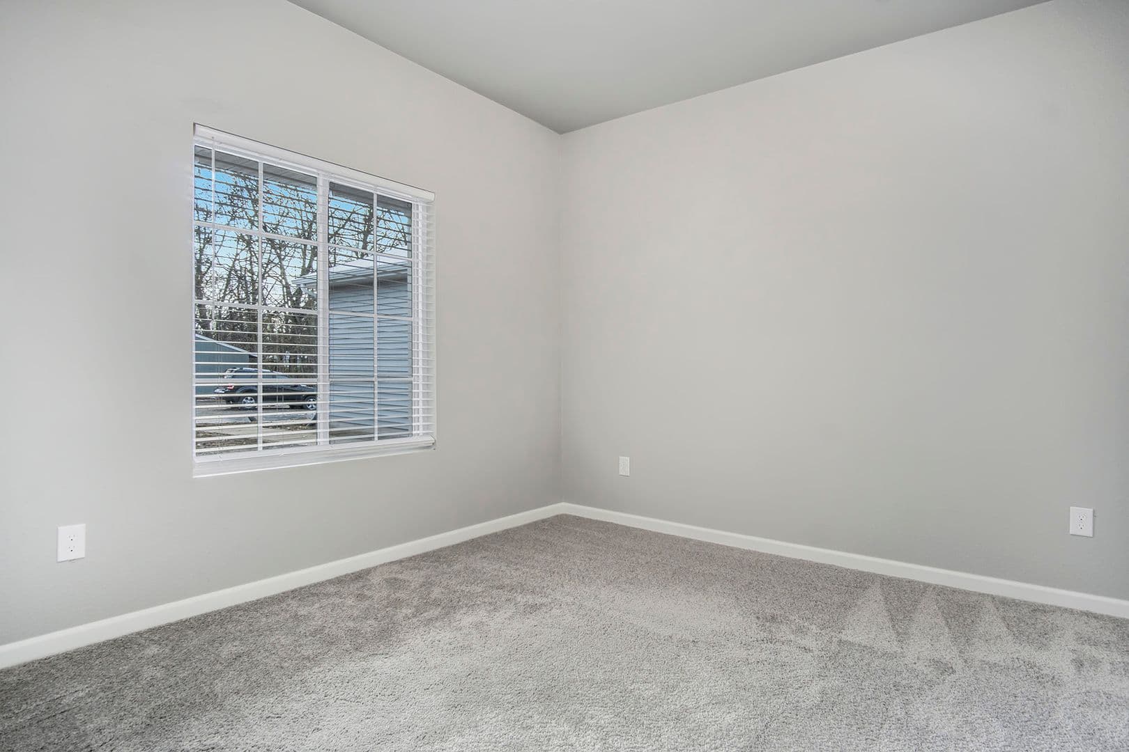 Grand Haven House: 15921 Cedar Drive