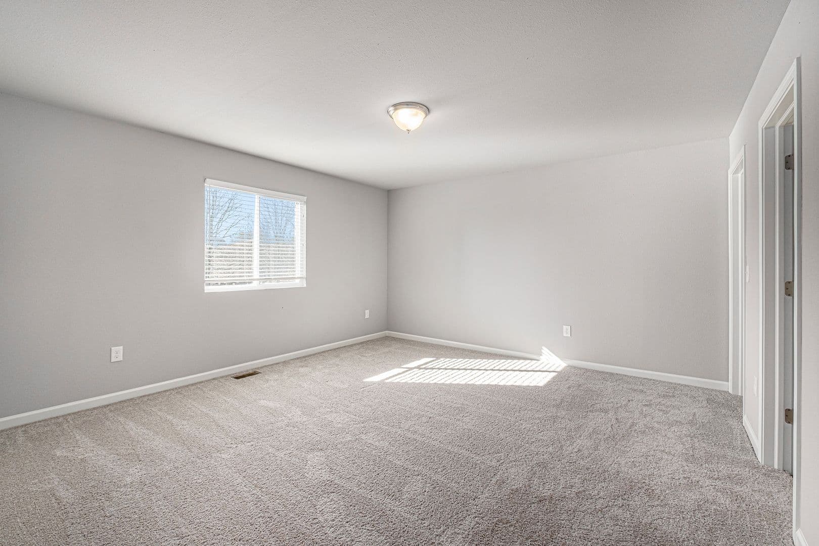 Portage House: 7194 Heartwood Court