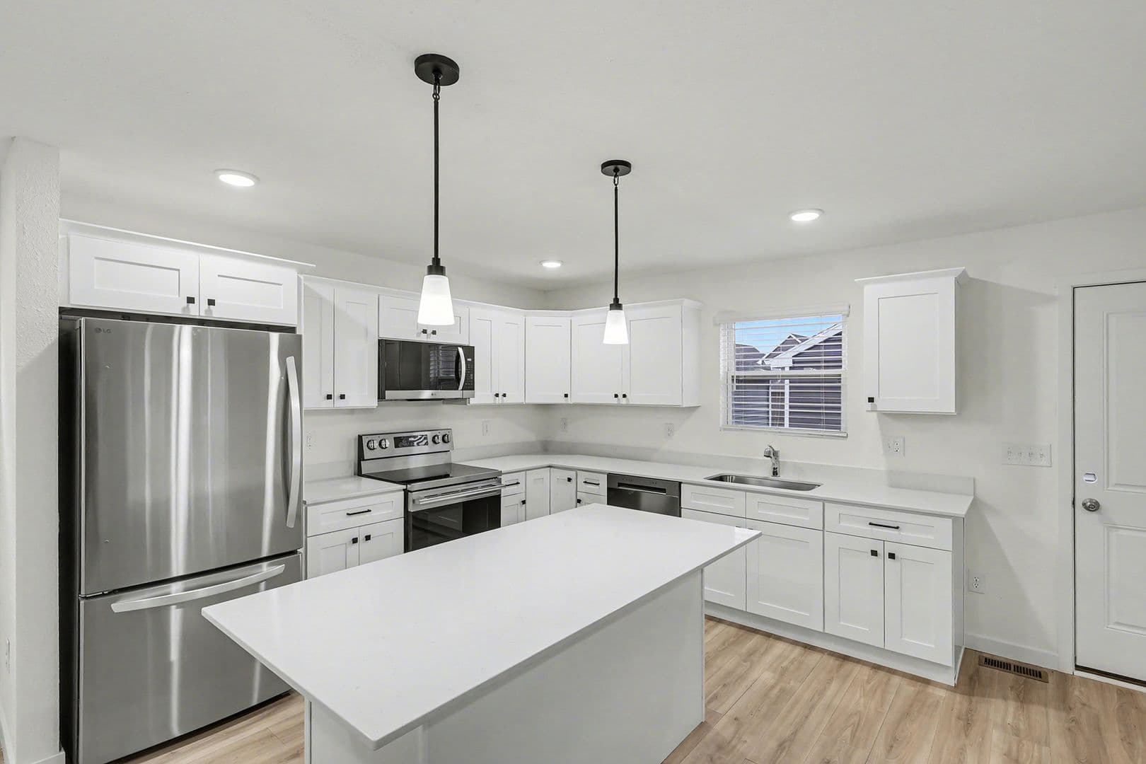 Lansing House: 6118 Aurelius Road