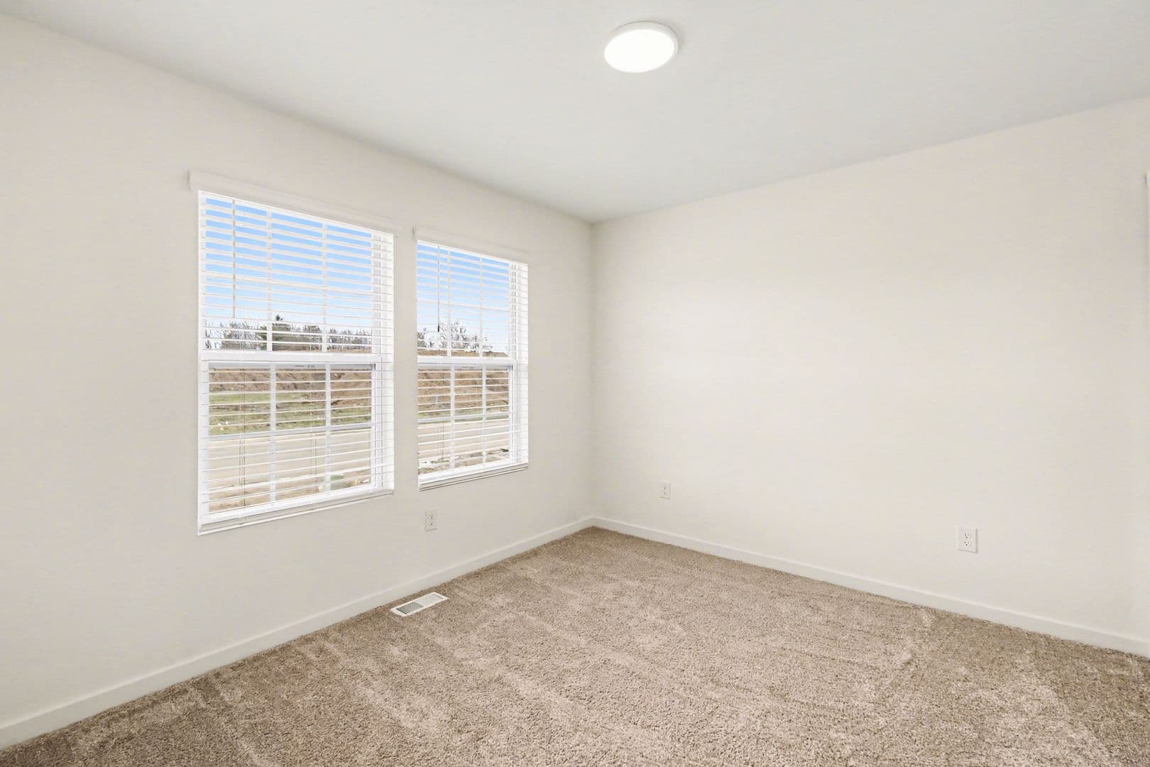 Lansing House: 6119 Tigris Avenue