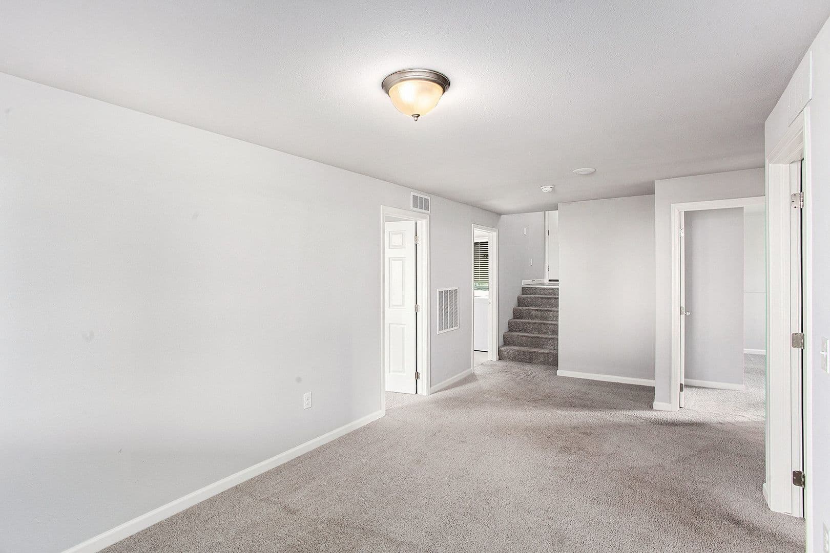 Watervliet House: 485 River Oak Drive