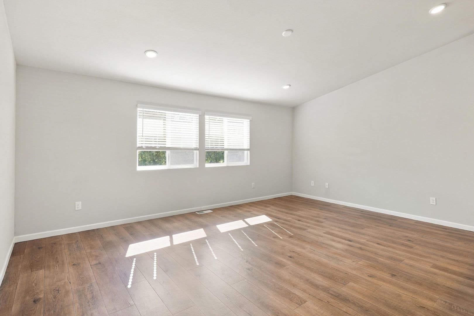 Portage House: 7524 Lovers Lane
