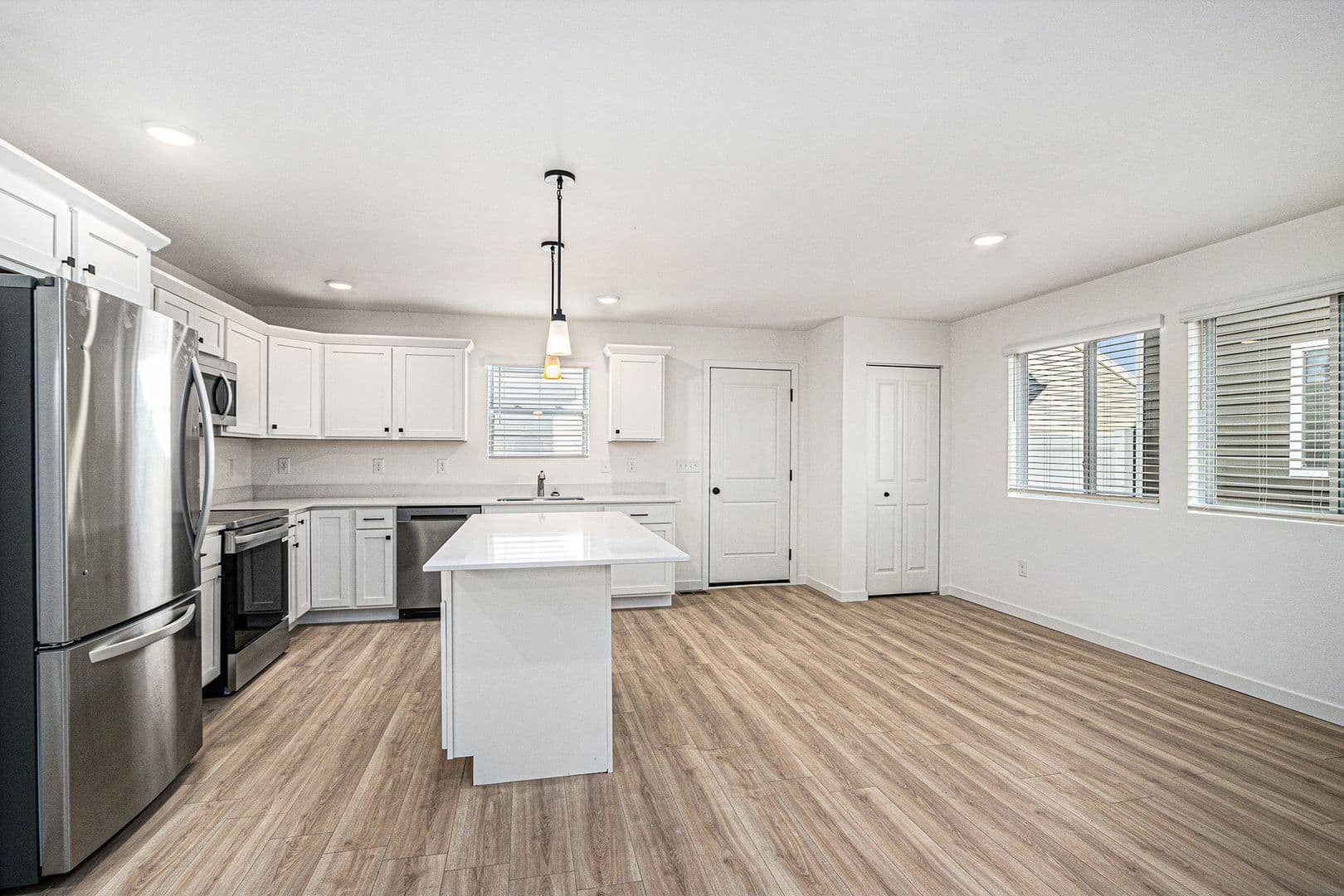 Lansing House: 6122 Aurelius Road
