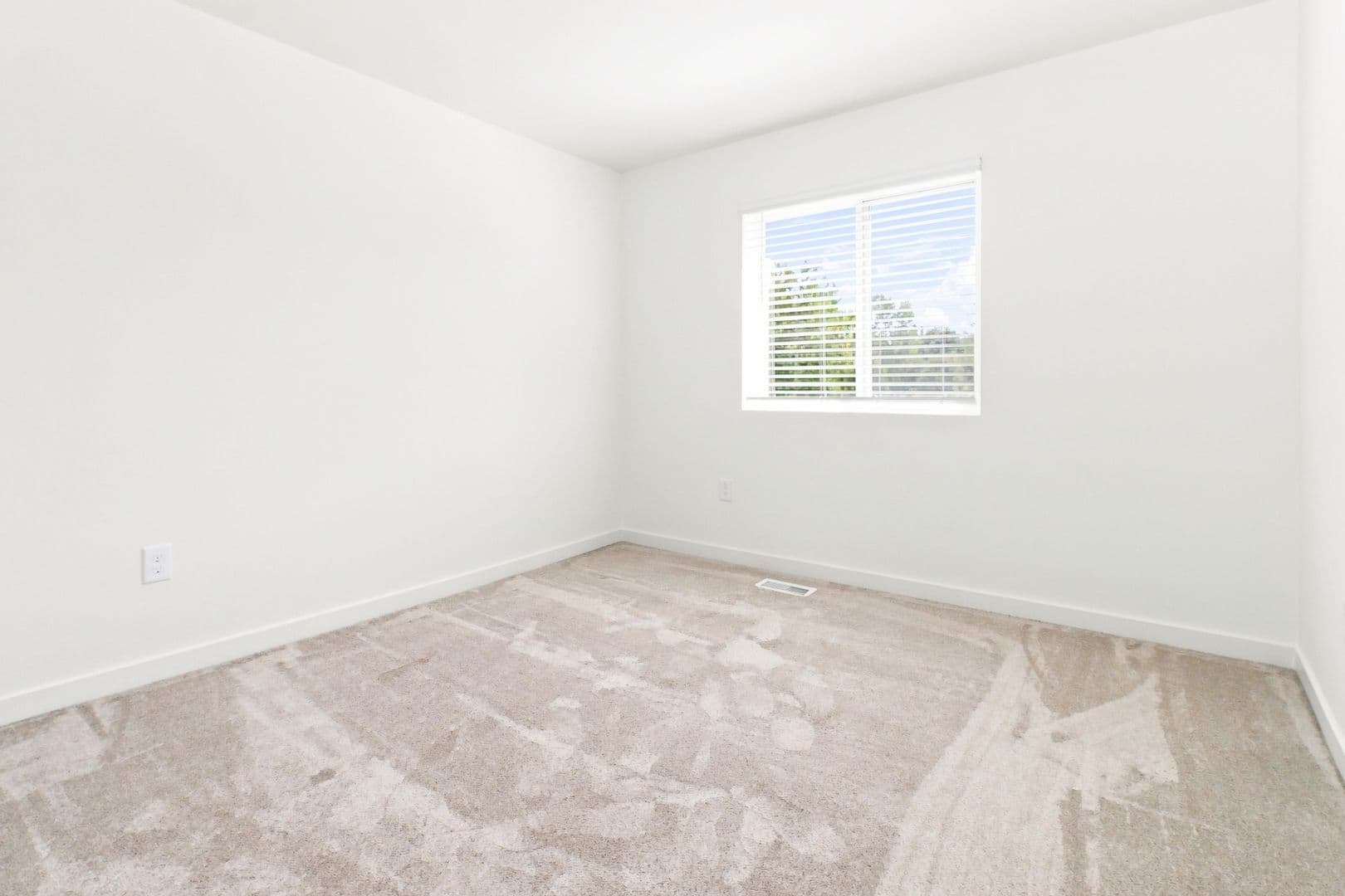 Jackson House: 204 S Elm Avenue