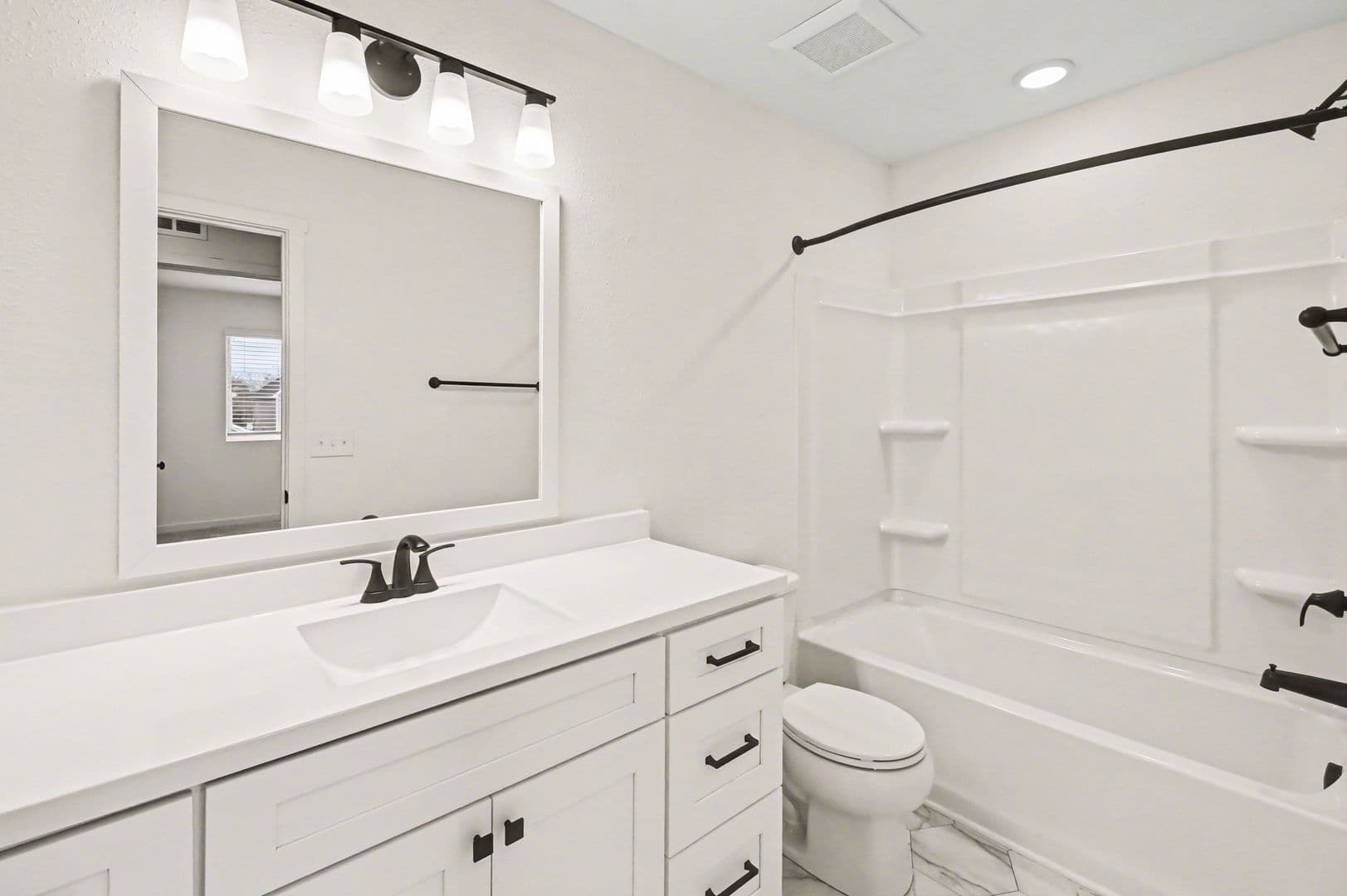 Lansing House: 6119 Tigris Avenue