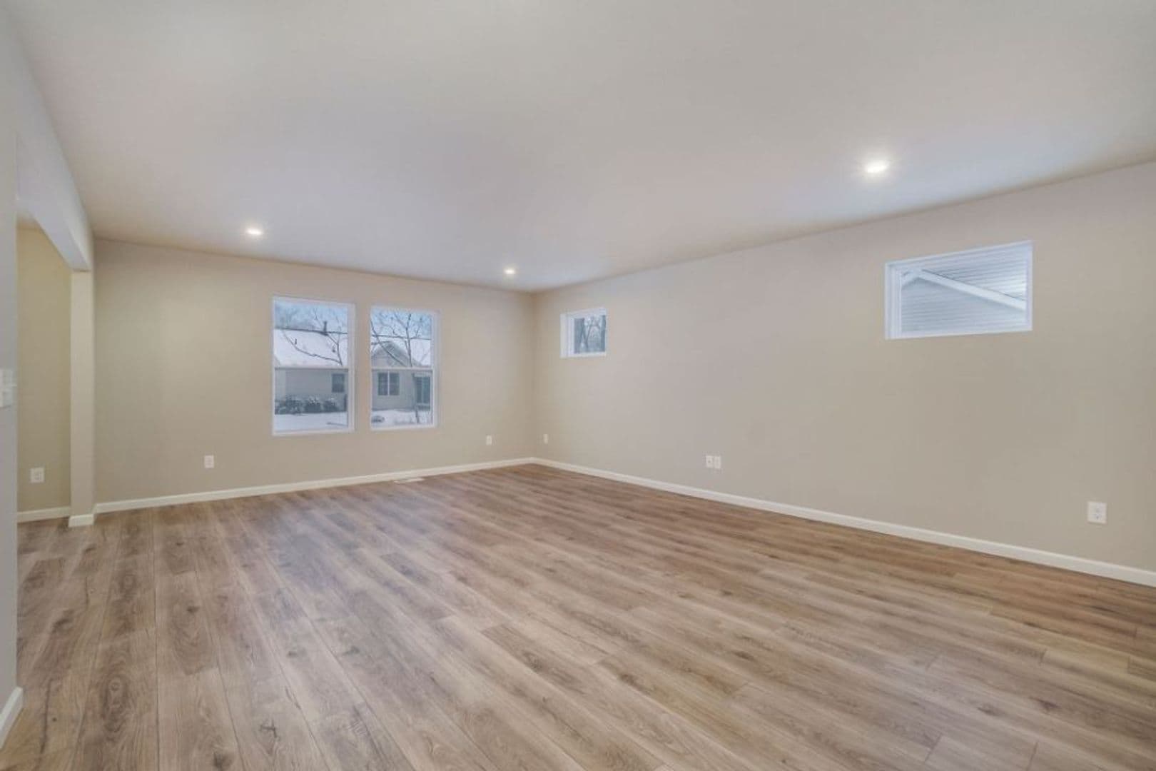 Bristol House: 54142 Angeline Drive