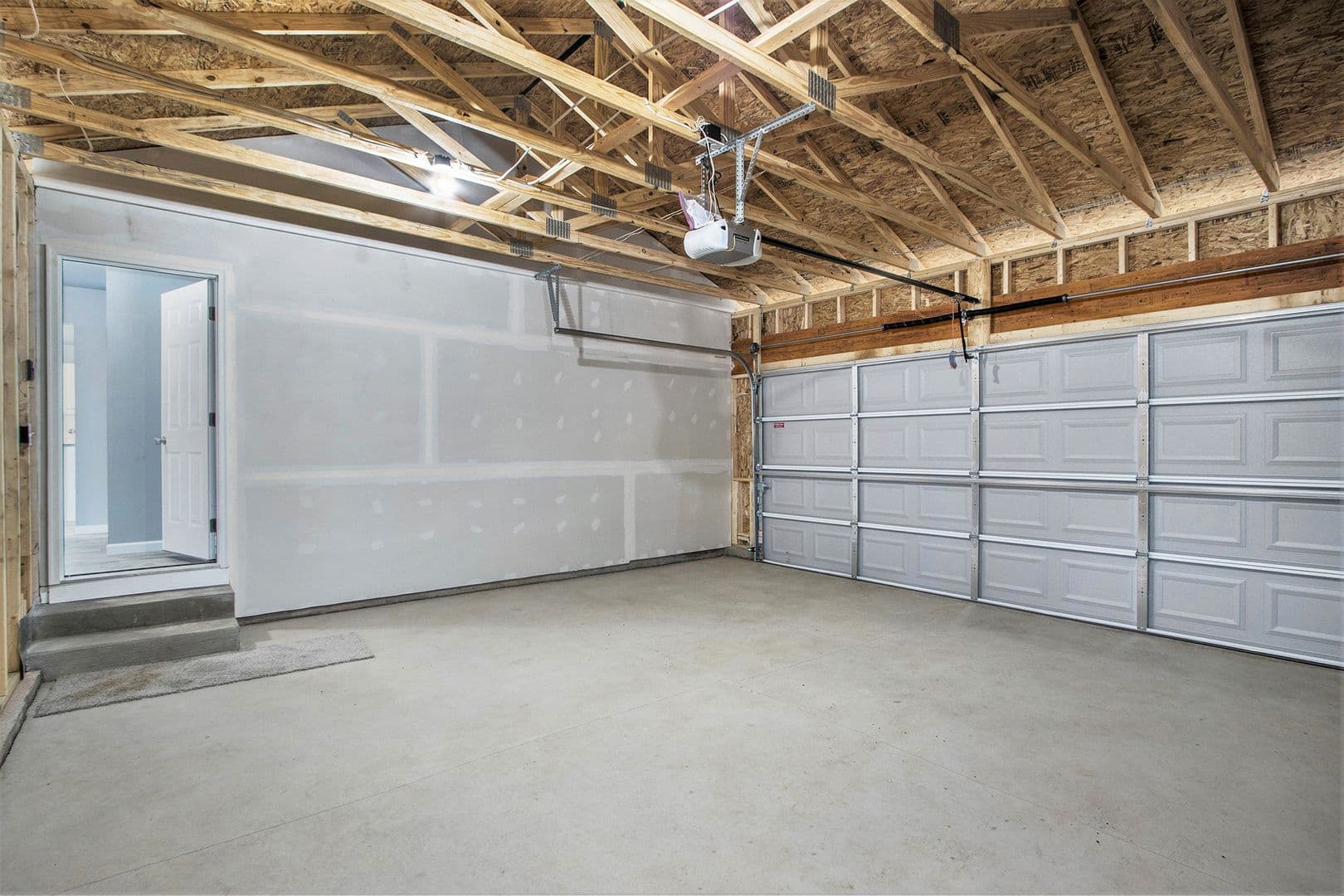 DeWitt House: 1108 River Oaks Drive
