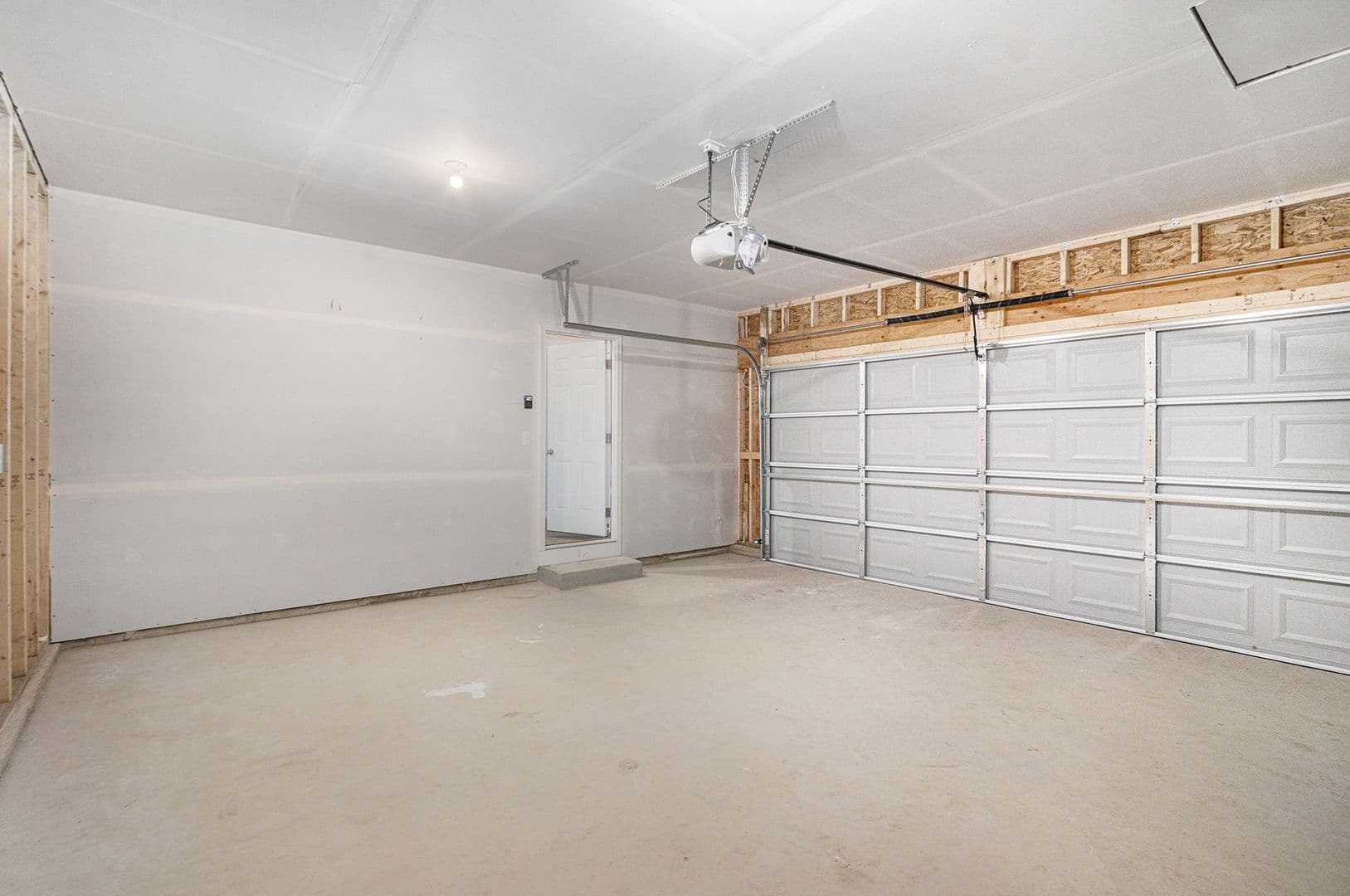 Elkhart House: 50677 White Buck Drive