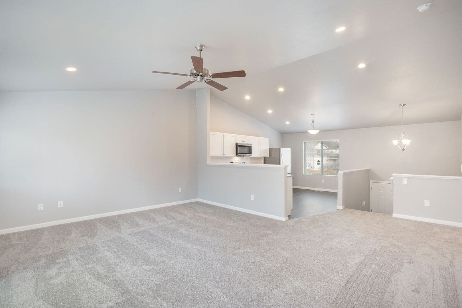 Linden House: 16625 Bedington Dr