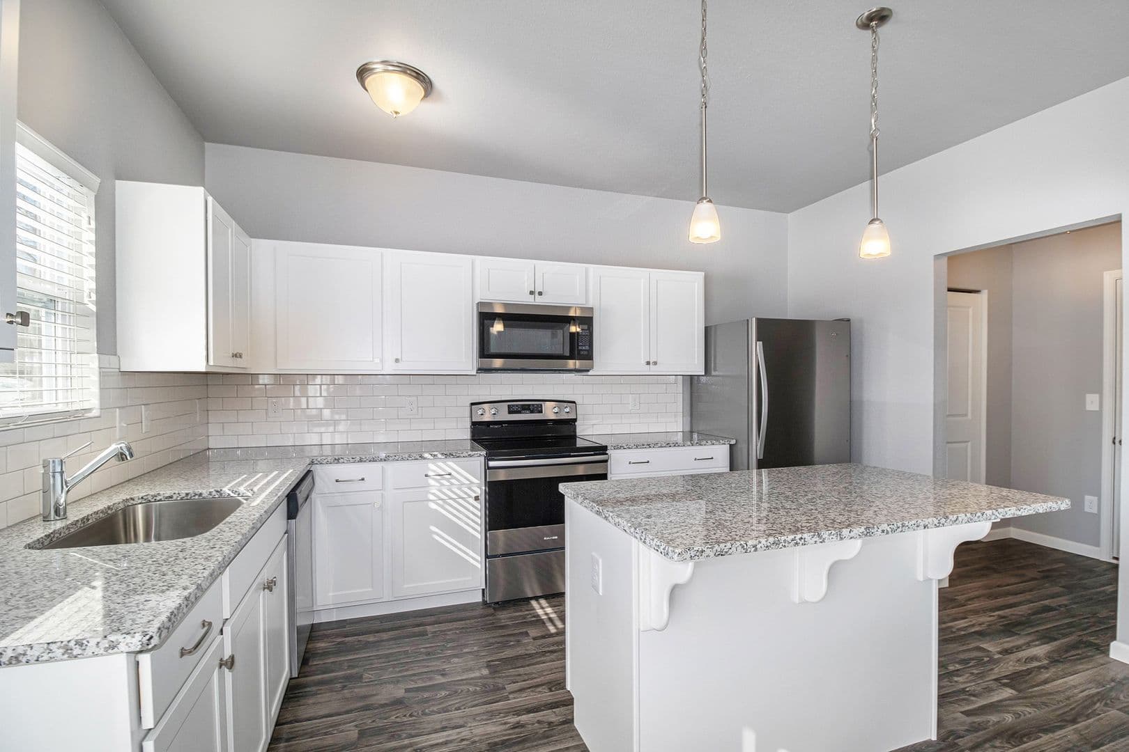 Portage House: 1820 Bluff Ridge Court