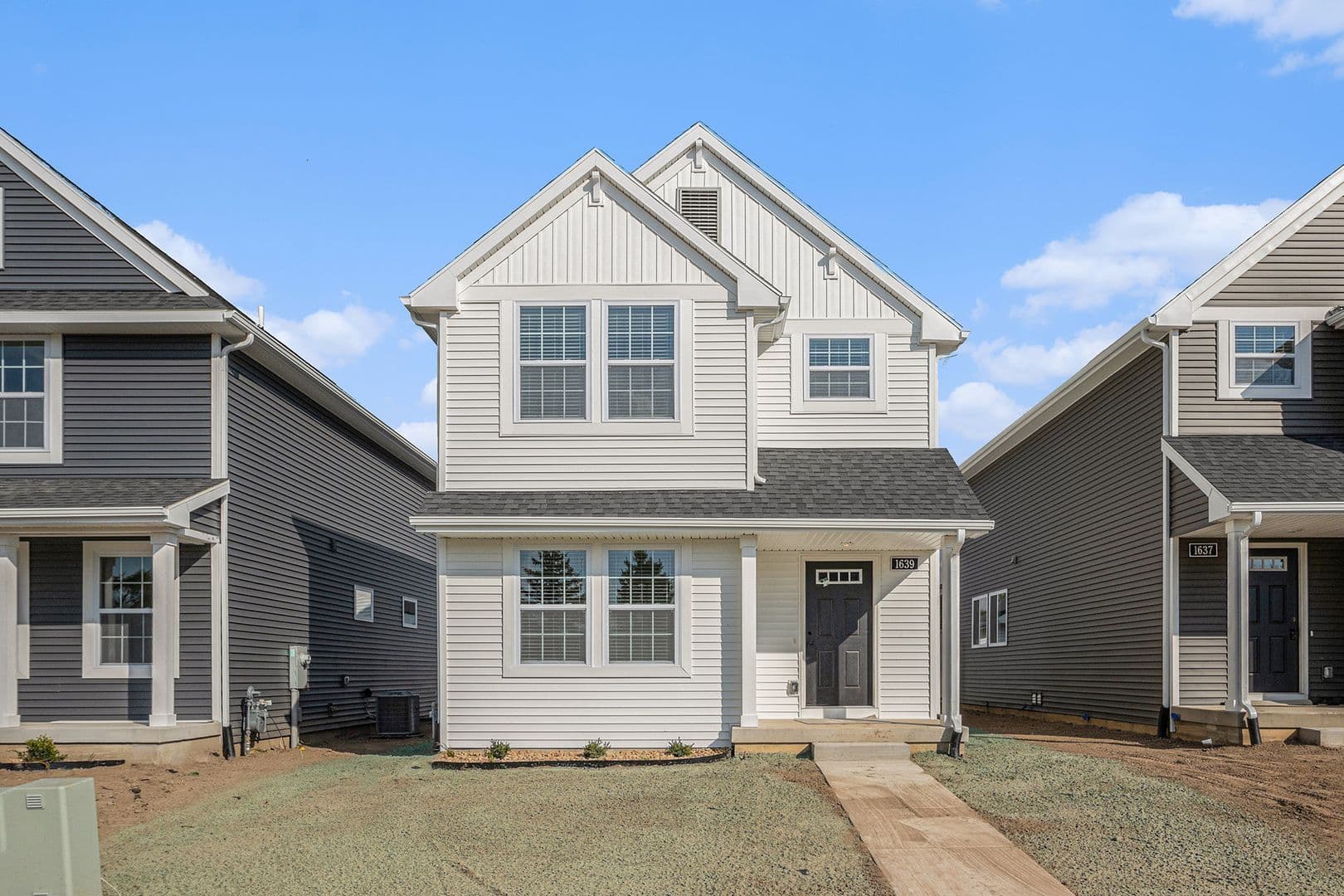 Lansing House: 6122 Aurelius Road
