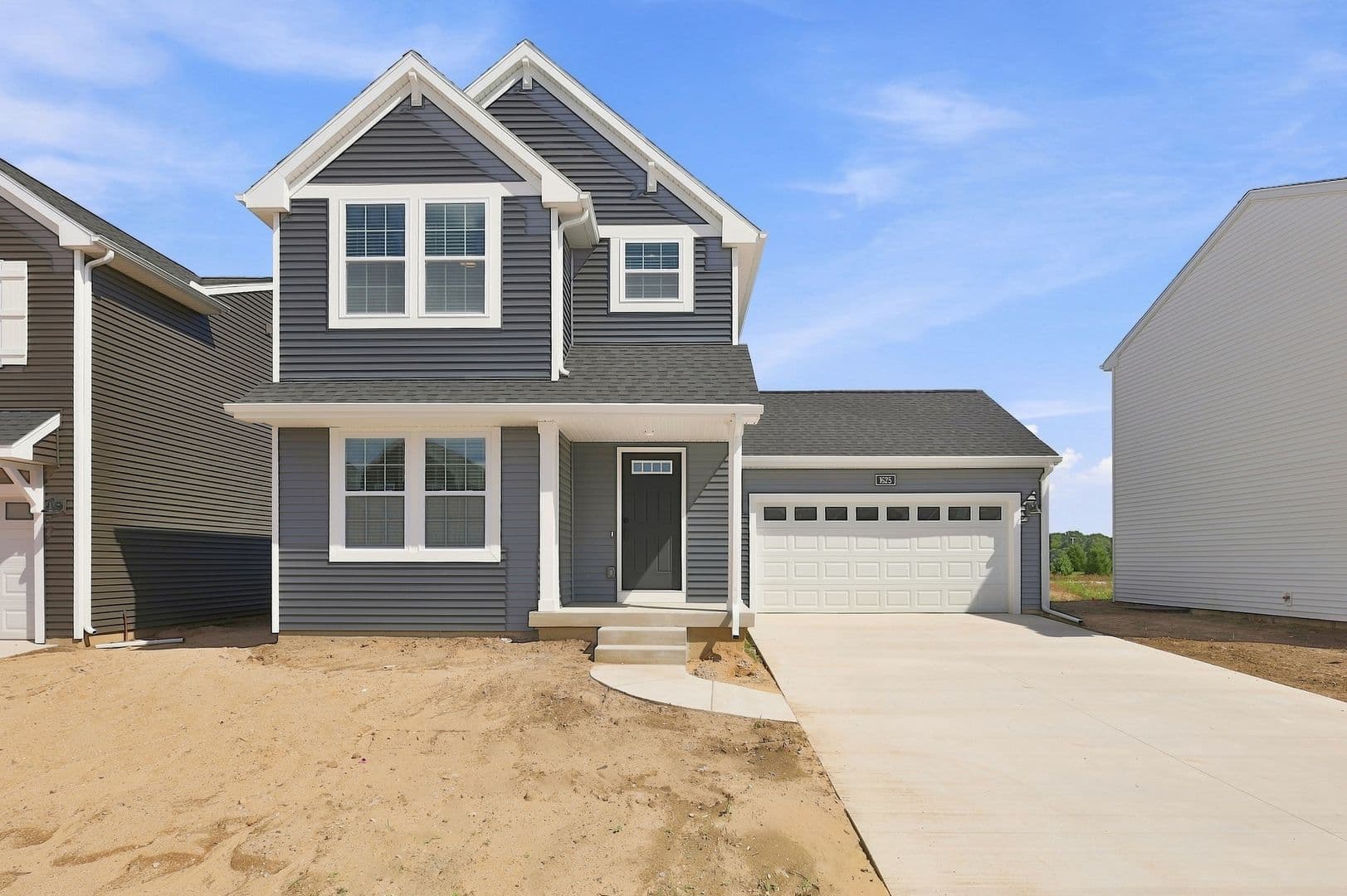 Plymouth House: 940 Dora Lane