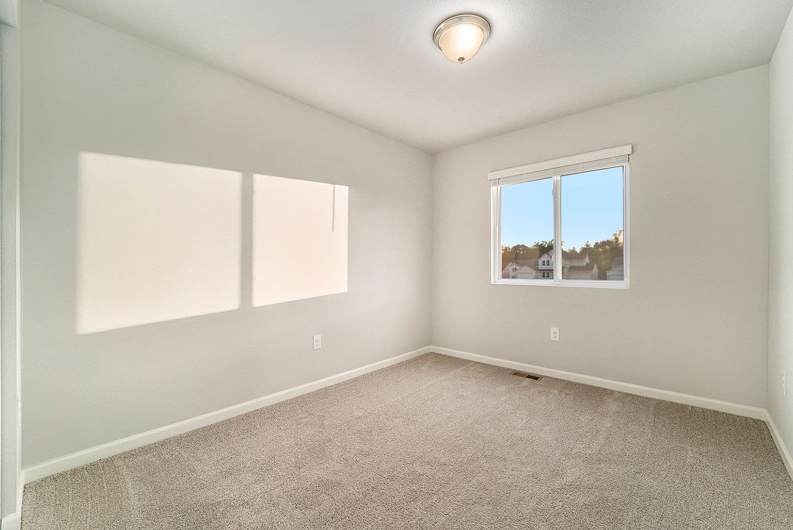 Waterford House: 2319 Richardson Court