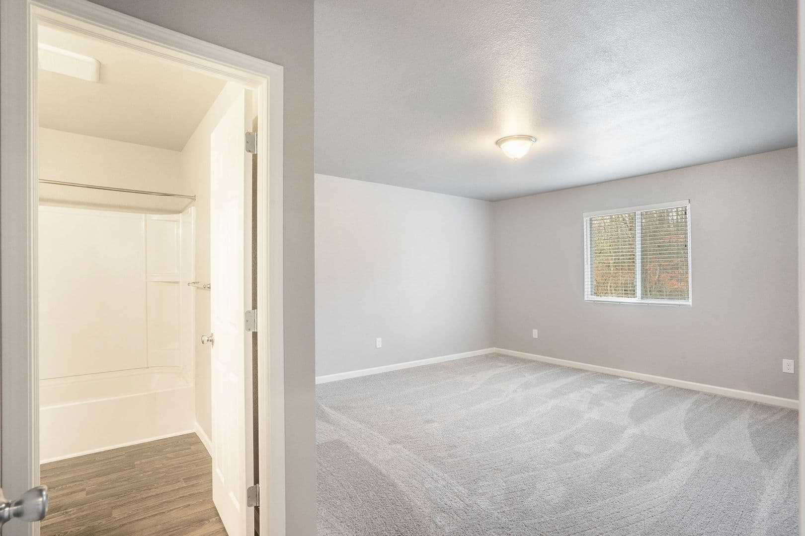 Linden House: 16625 Bedington Dr