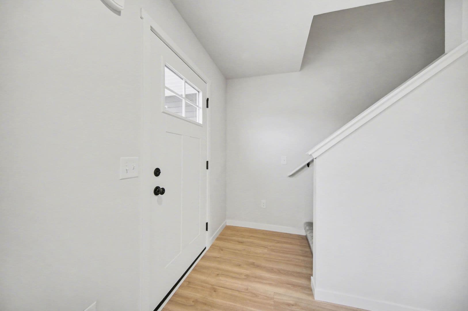 Kalamazoo House: 1097 Vertex Circle