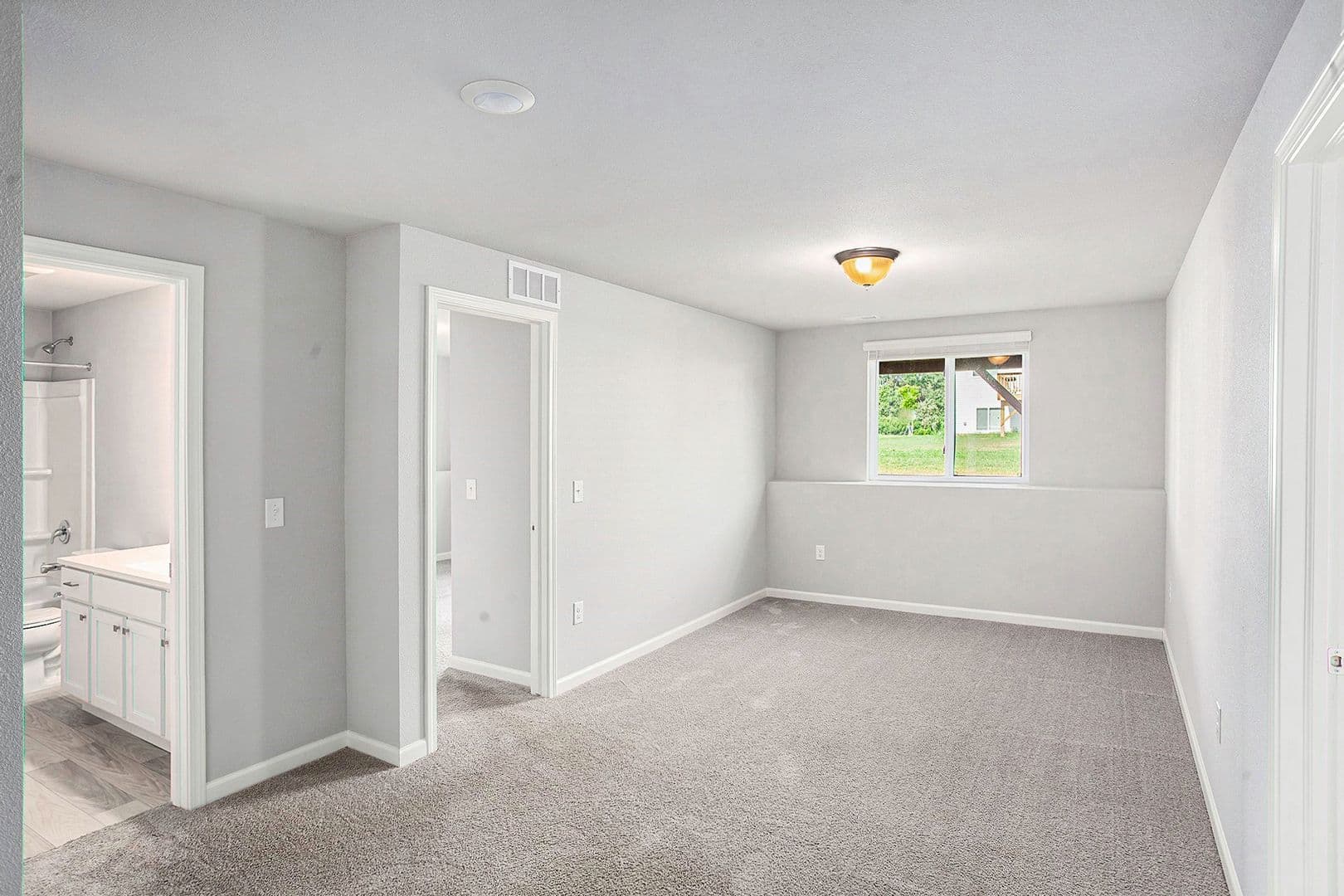 Watervliet House: 485 River Oak Drive
