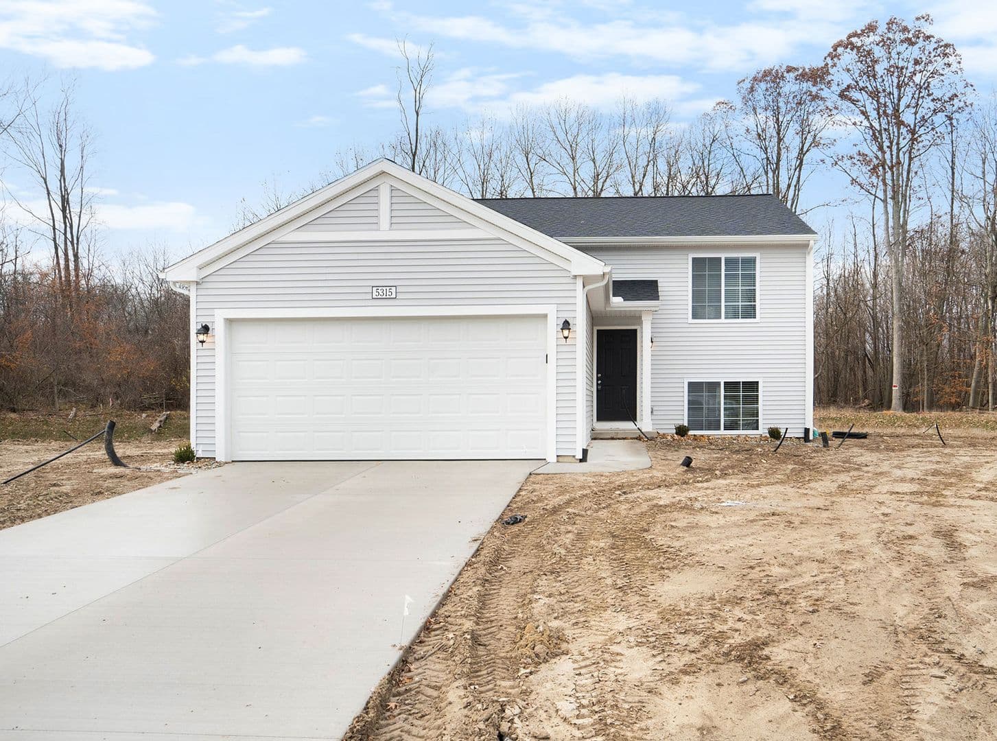 Linden House: 16625 Bedington Dr