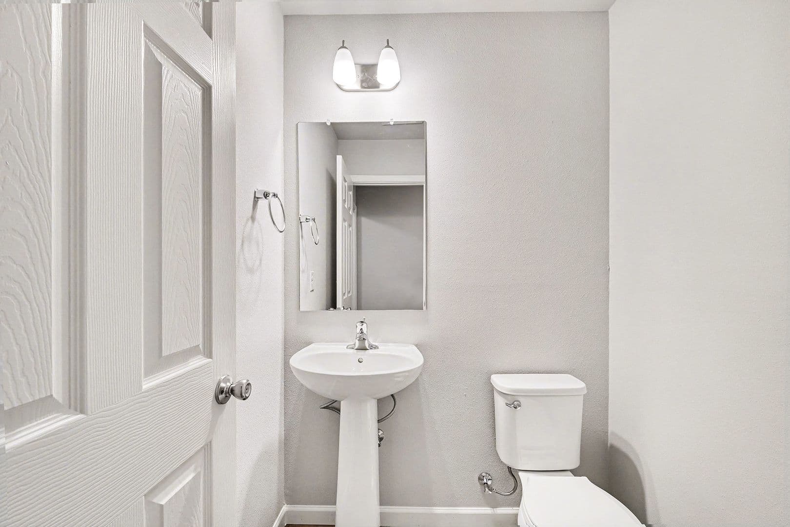 Michigan City House: 100 Iris Court