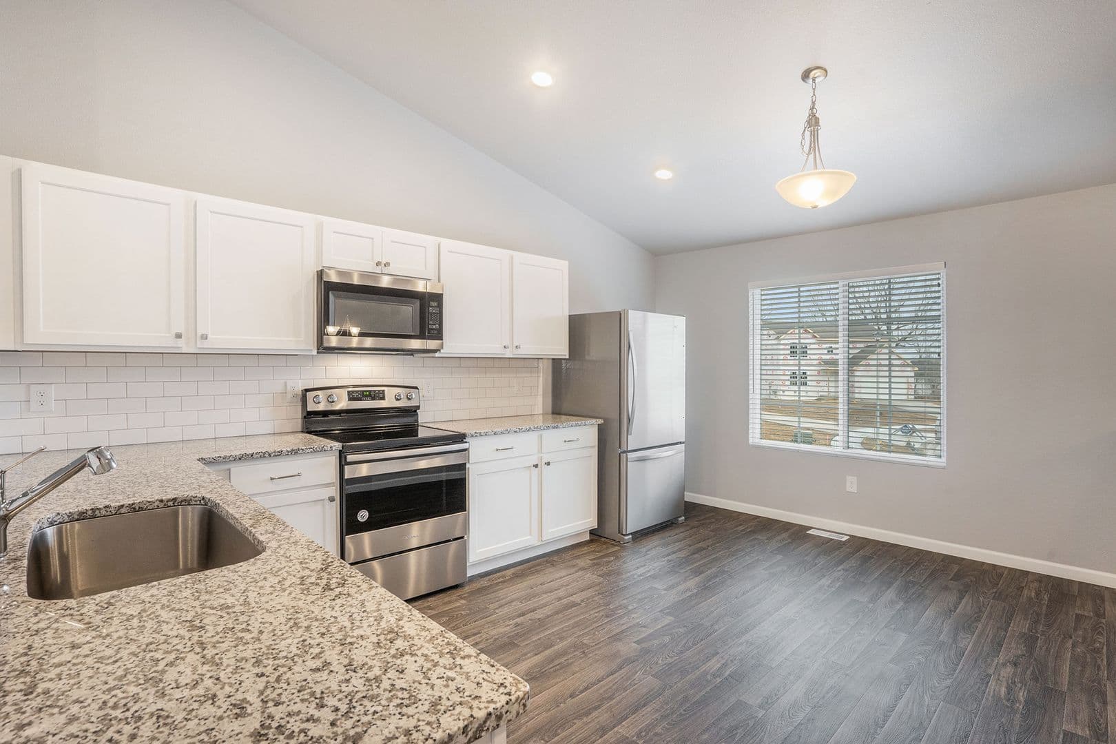 Linden House: 16625 Bedington Dr