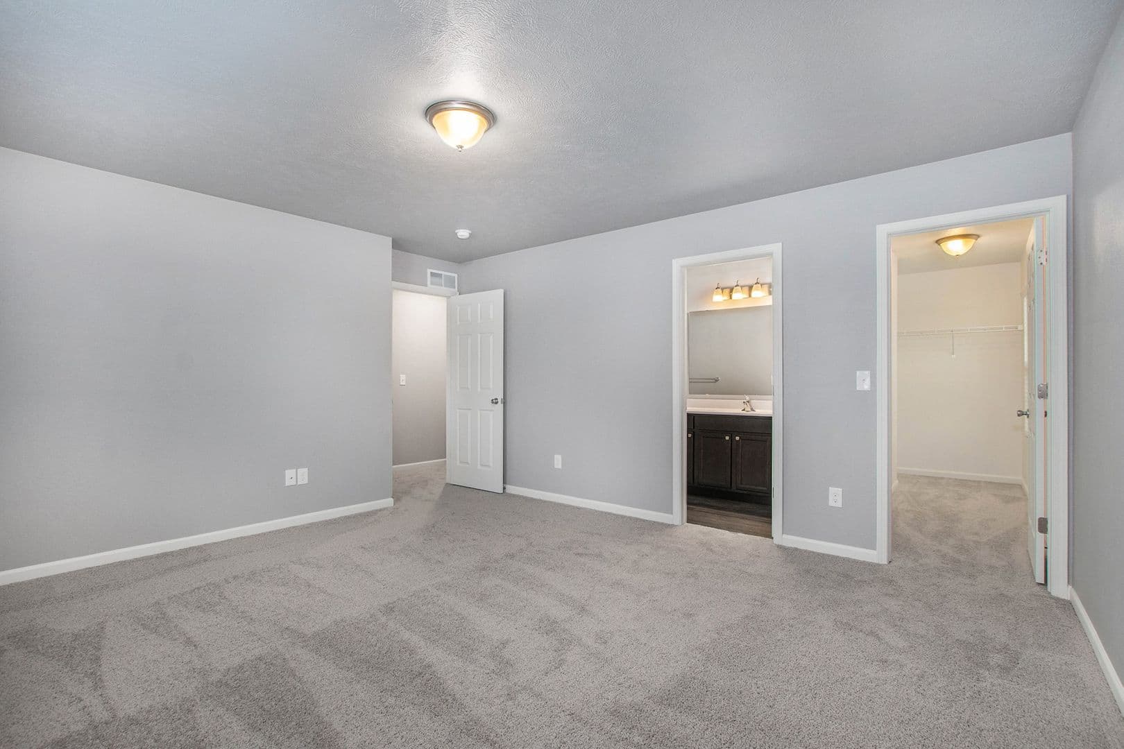 Springfield House: 505 Avalon Court