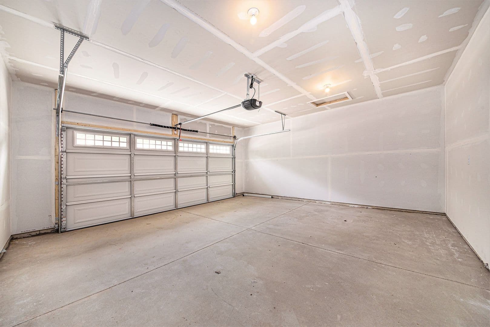 Greenville House: 1313 Timber Hollow Court