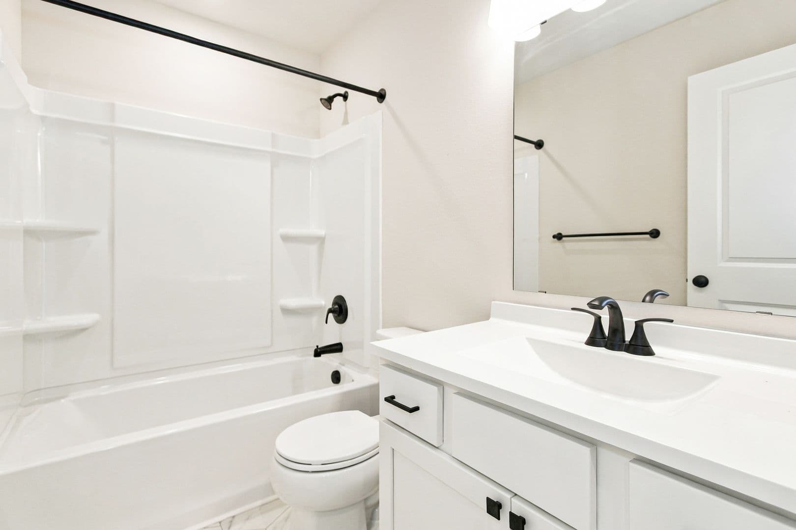 South Bend House: 517 Leland Avenue