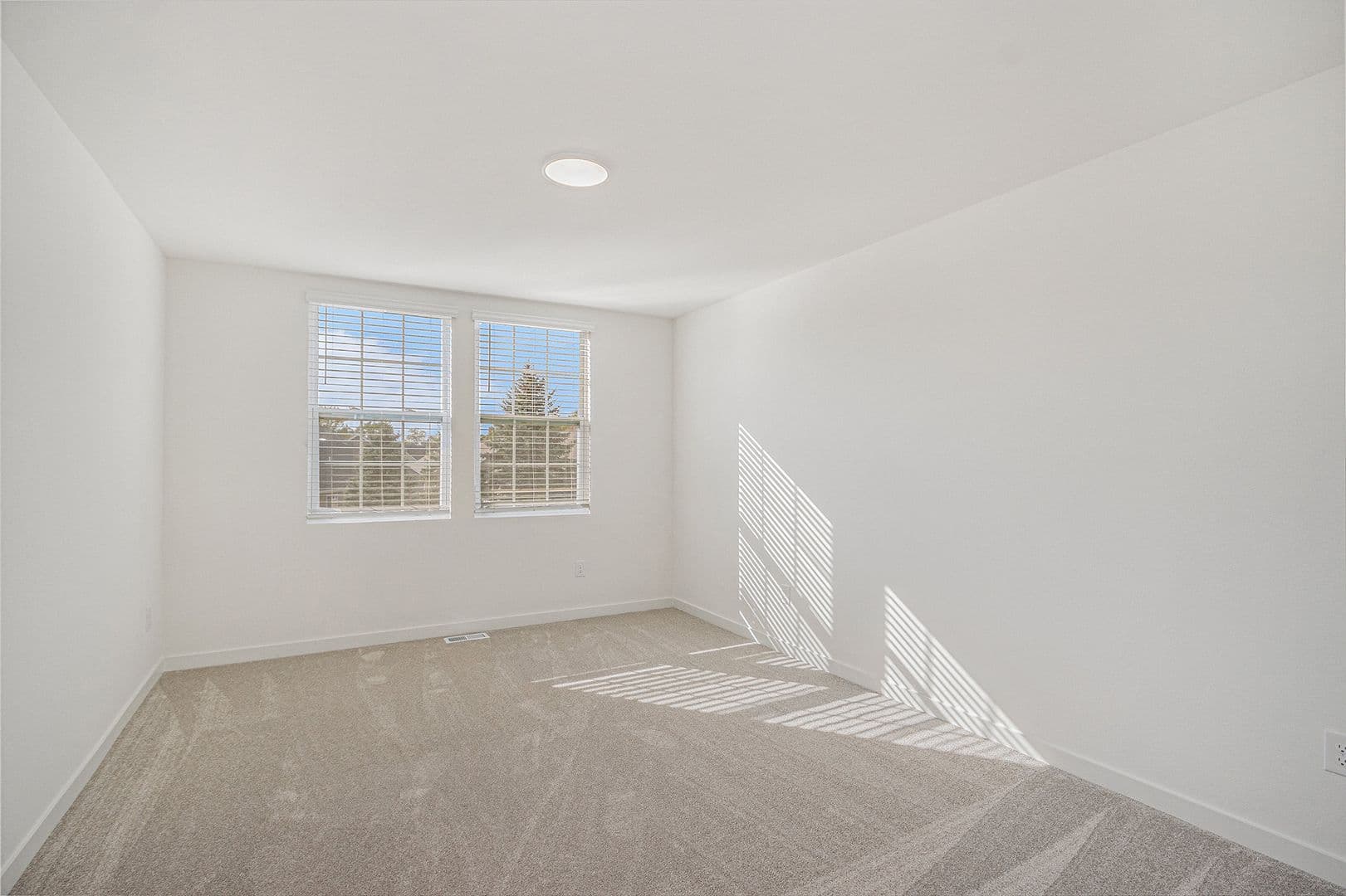 Lansing House: 6122 Aurelius Road