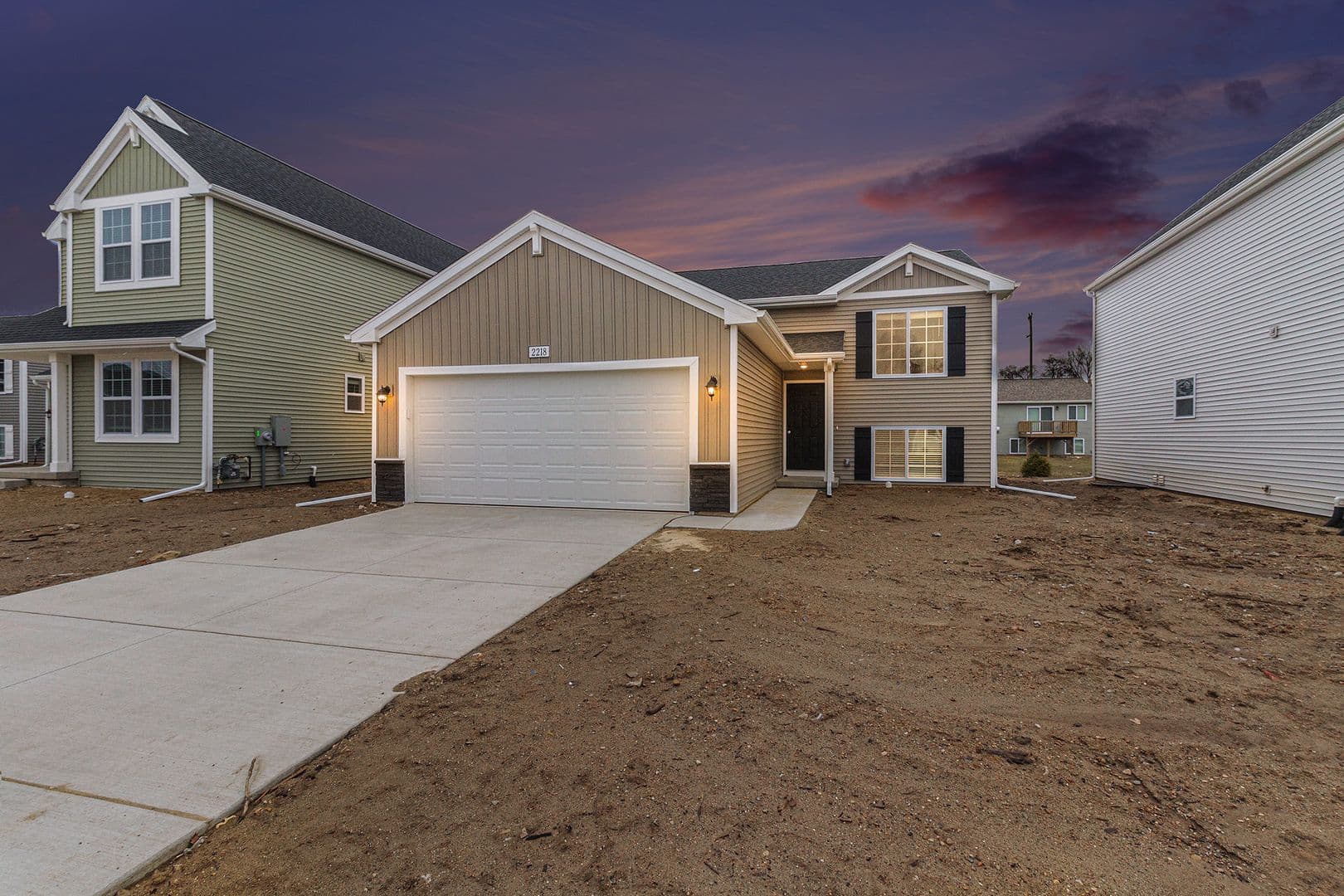 Corunna House: 670 Woodvalley Drive