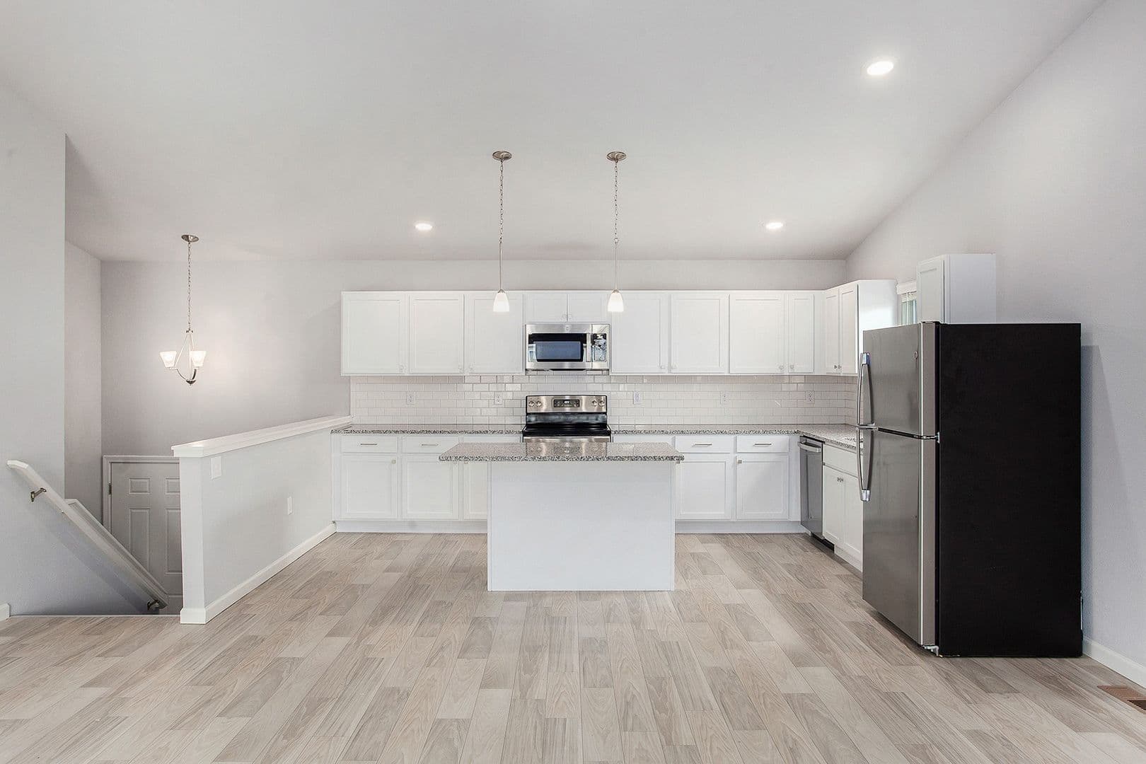 Watervliet House: 485 River Oak Drive
