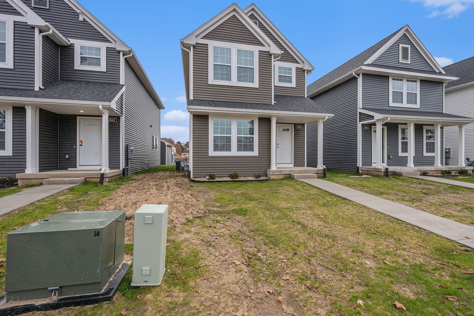 South Bend House: 517 Leland Avenue
